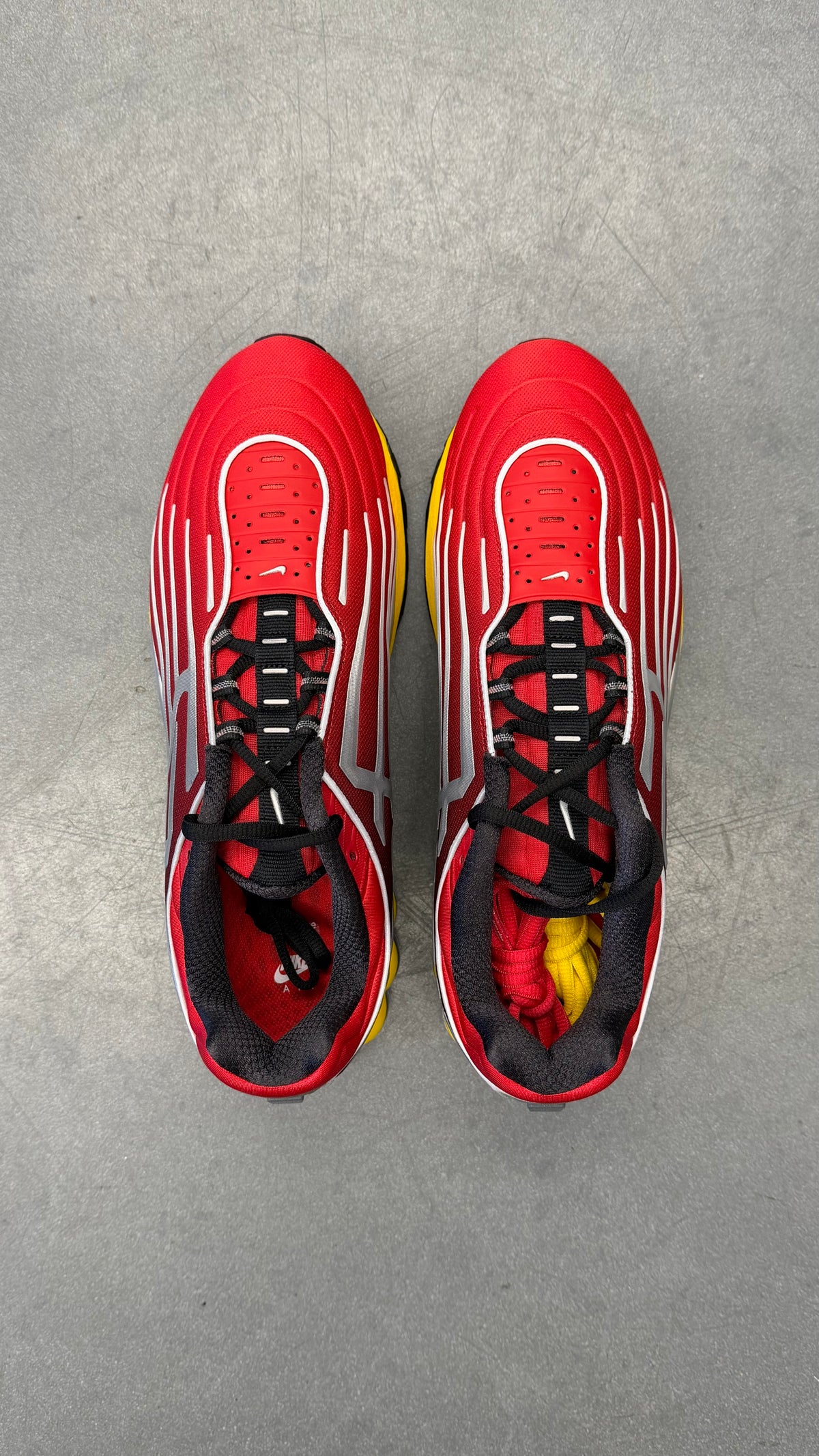 FW26 SUPREME NIKE AIR MAX 2001 ECSTASY PLUS SP - RED