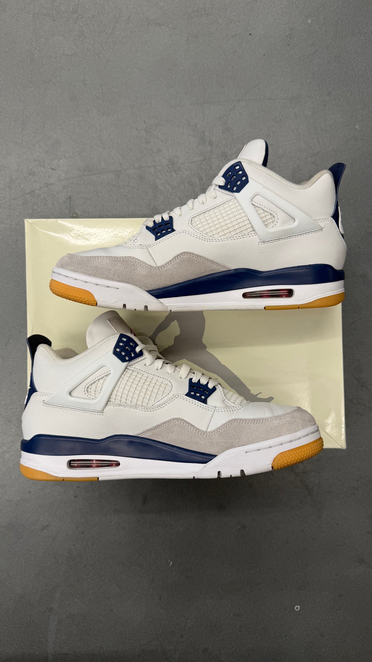 2025 JORDAN 4 RETRO SB - NAVY