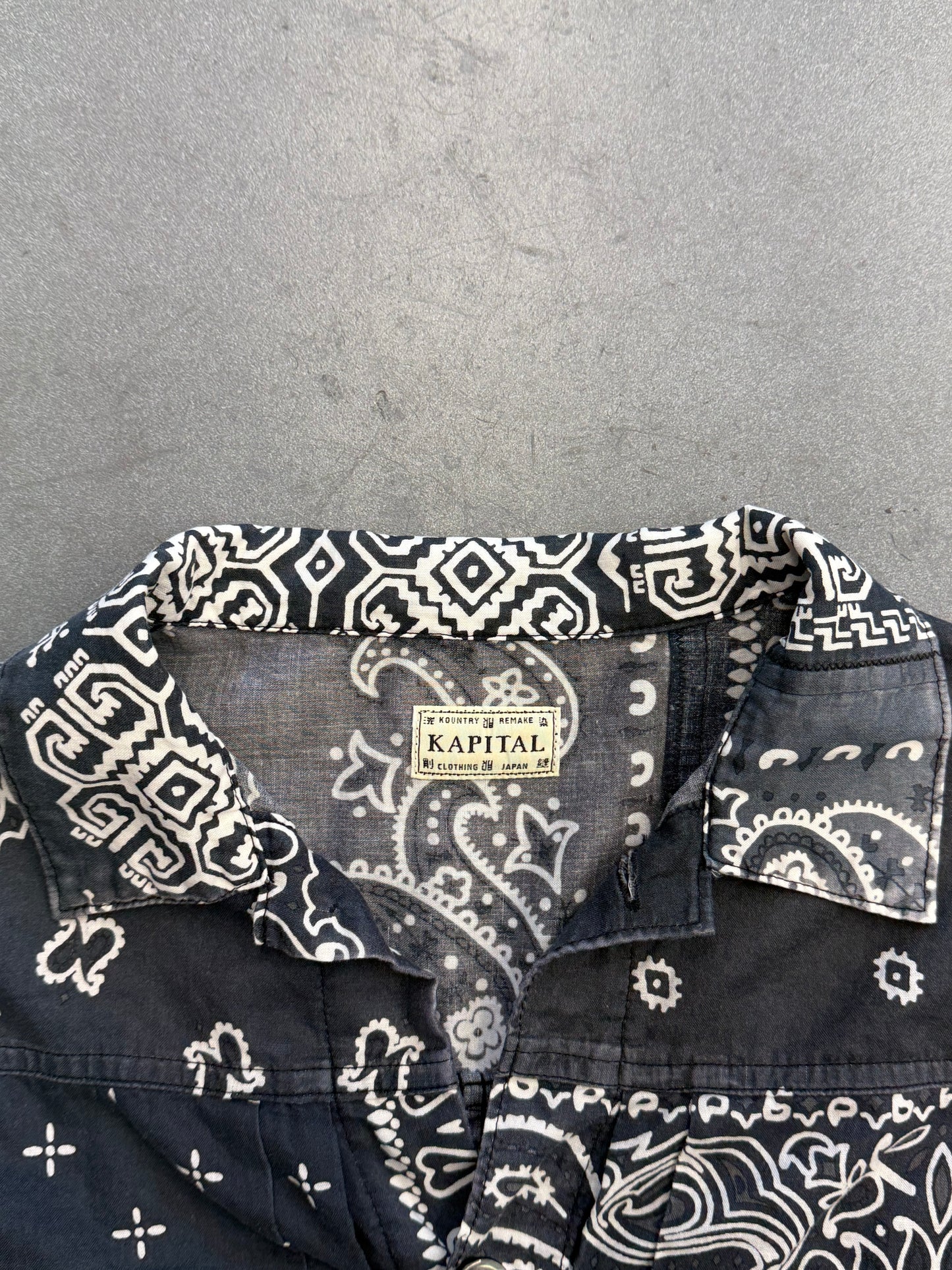 KAPITAL BLACK BANDANA-PRINT PATCHWORK COTTON BUTTON-UP LS SHIRT
