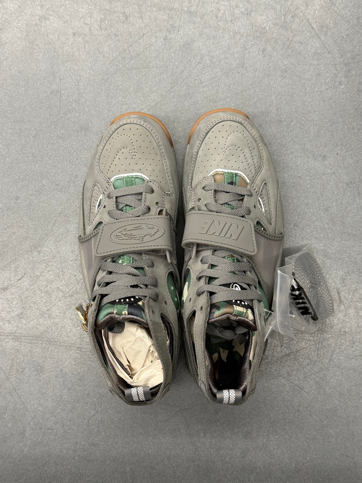 SIZE 7.5 CORTEIZ NIKE AIR TRAINER HUARACHE GULLY GREY (BRAND NEW WITH BOX)