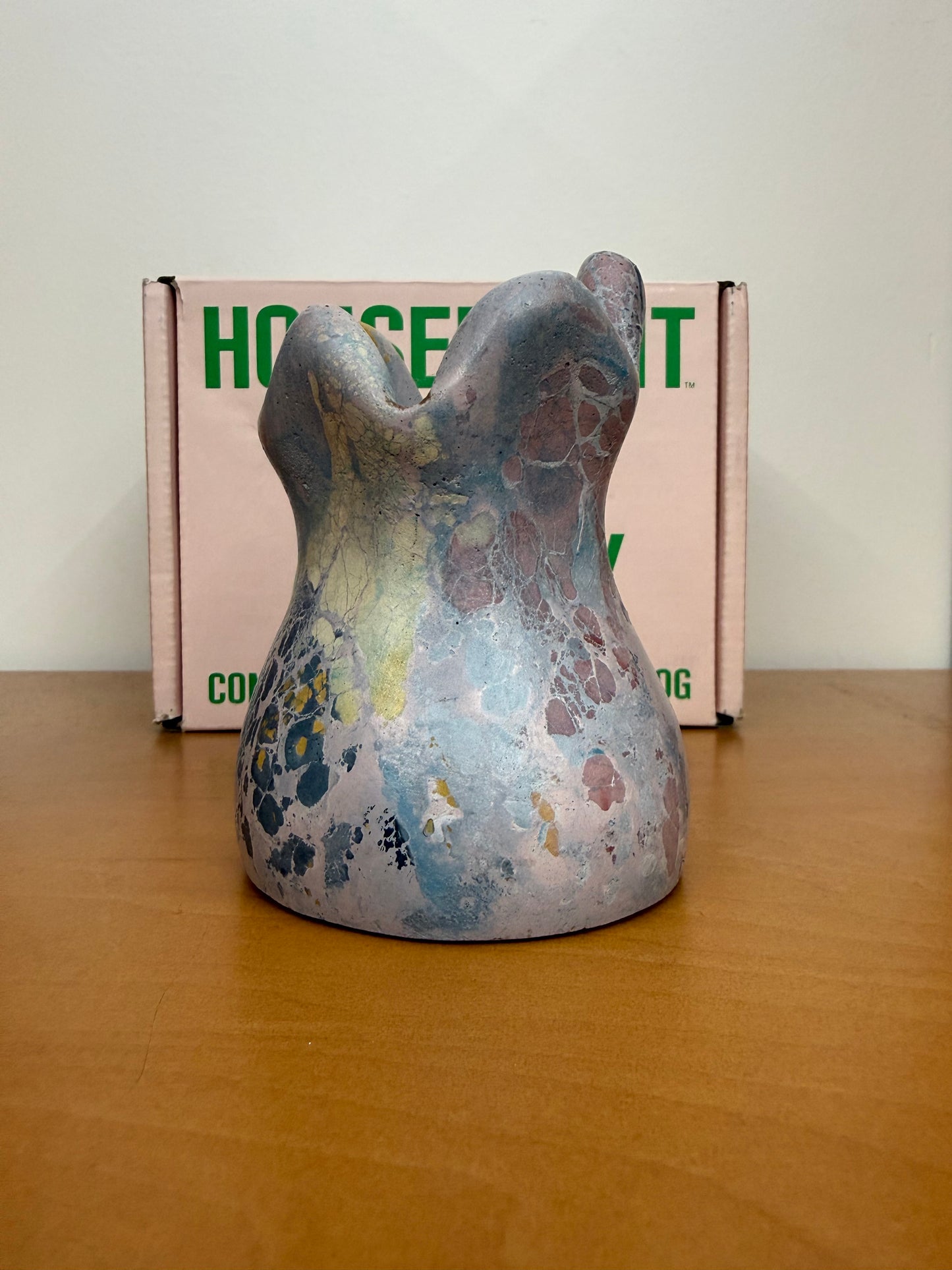 HOUSEPLANT SETH ROGEN CURVY ASHTRAY CONCRETE 500G