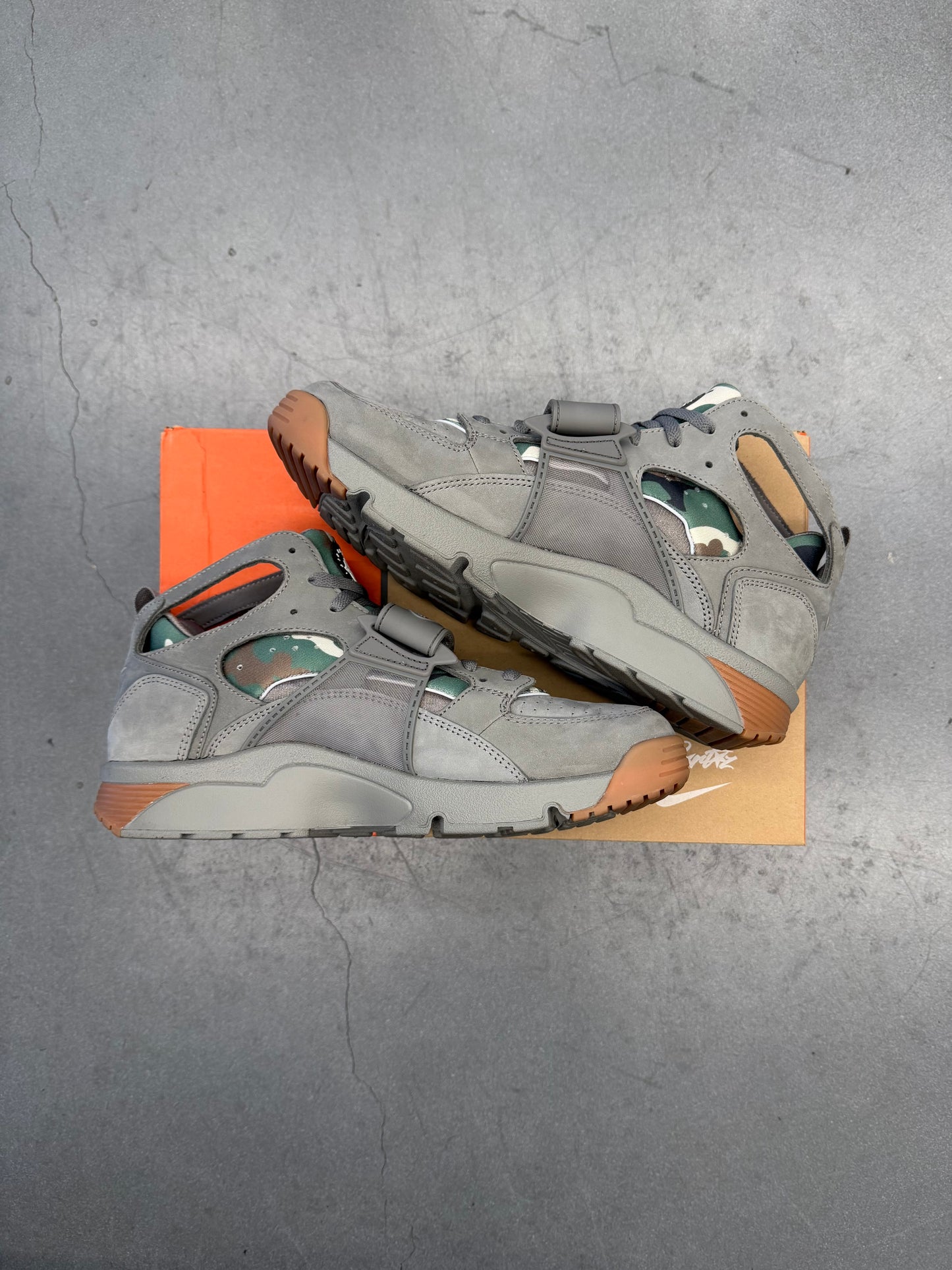 2024 SIZE 11.5 NIKE AIR TRAINER HUARACHE CORTEIZ GULLY GREY (W/BOX)