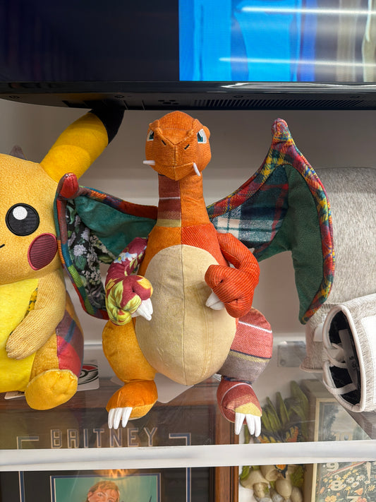 POKEMON X SEAN WOTHERSPOON CHARIZARD LIMITED EDITION PLUSH