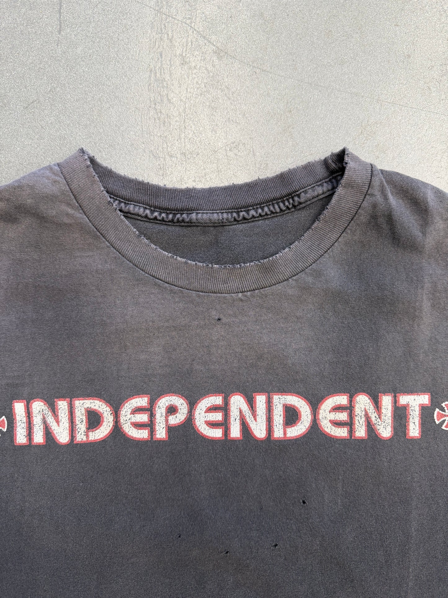 Y2K INDEPENDENT TRUCKS FADED TEE (PULLED TAG)