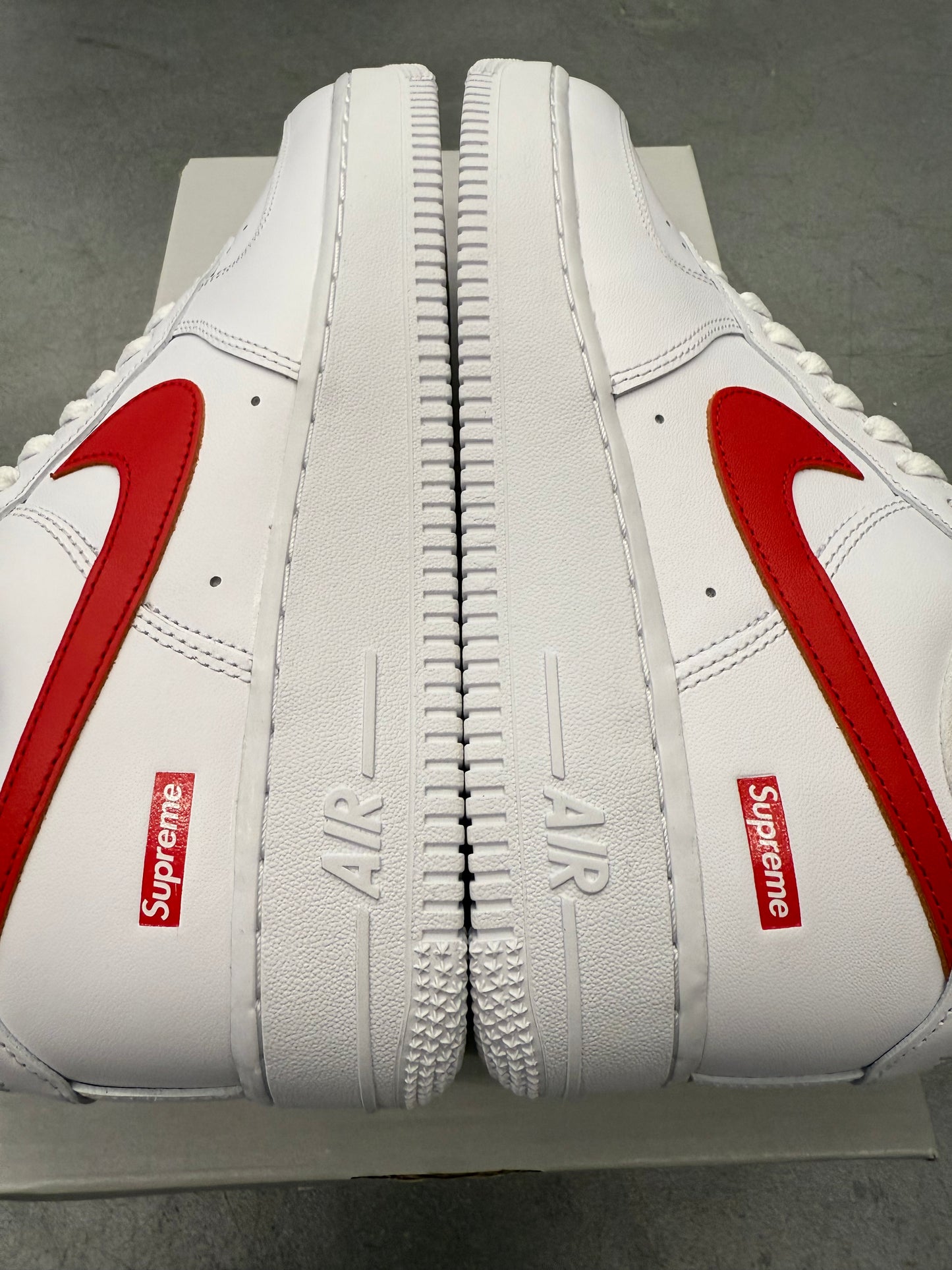 SS24 SIZE 8.5 SUPREME NIKE AIR FORCE 1 LOW SHANGHAI EXCLUSIVE (REPLACEMENT BOX)