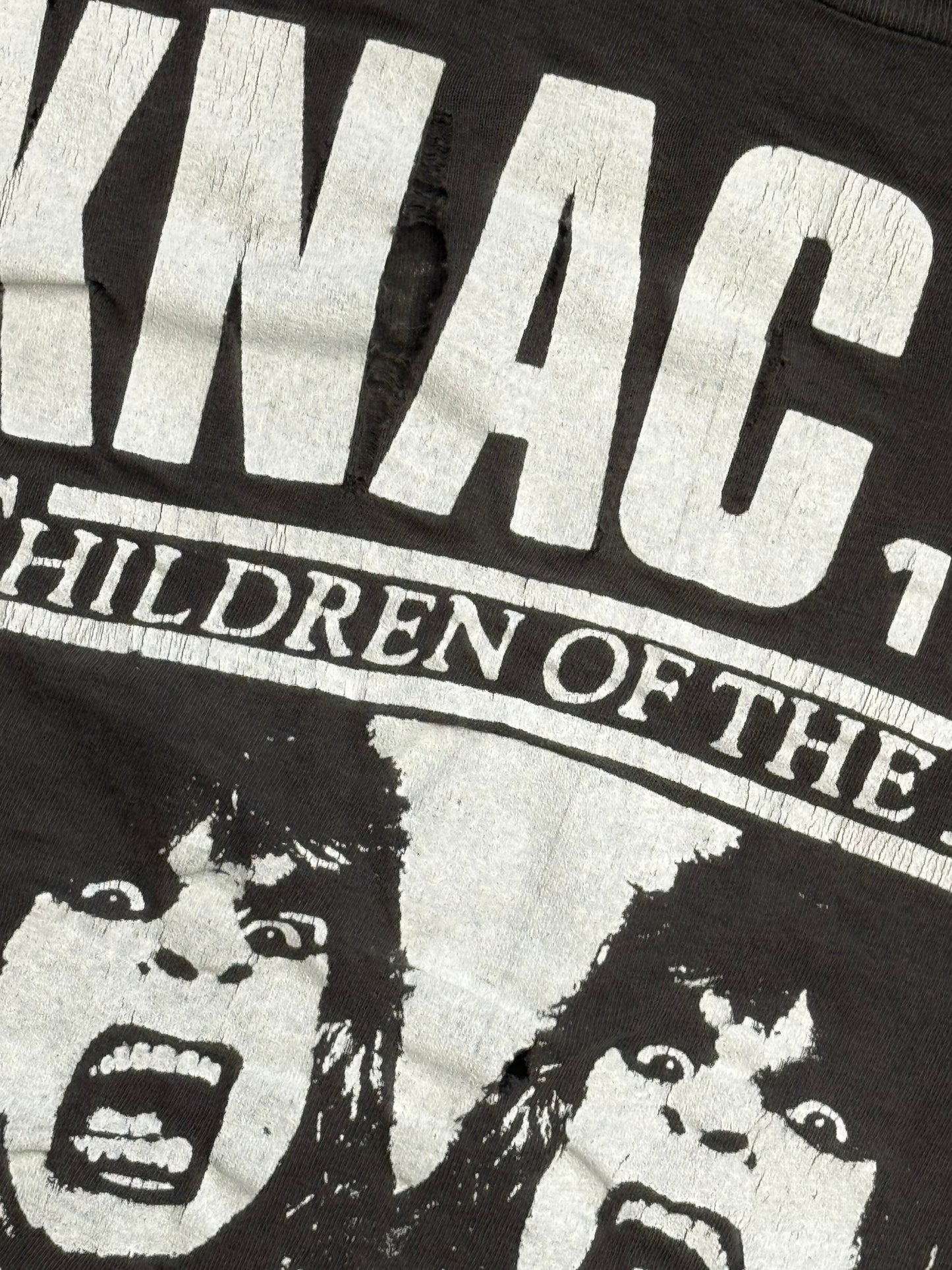 1991 CHILDREN OF THE NIGHT KNACK 105.5 PURE ROCK FADED CONCERT TEE (PULLED TAG)