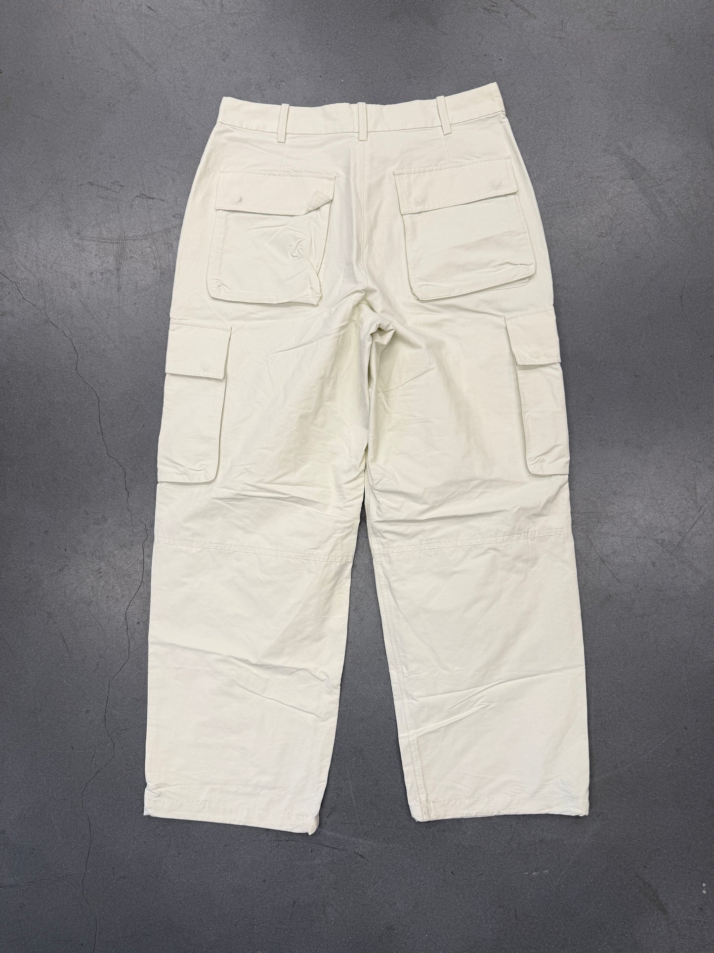 KITH NYLON UTILITY PANT RUBBER LOGO - WHITE