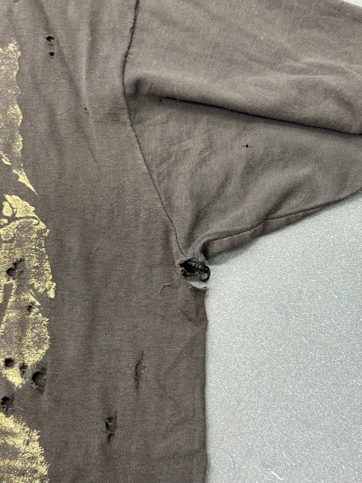 90'S MANA DISTRESSED TOUR TEE (FADED MOUNTAIN TAG)
