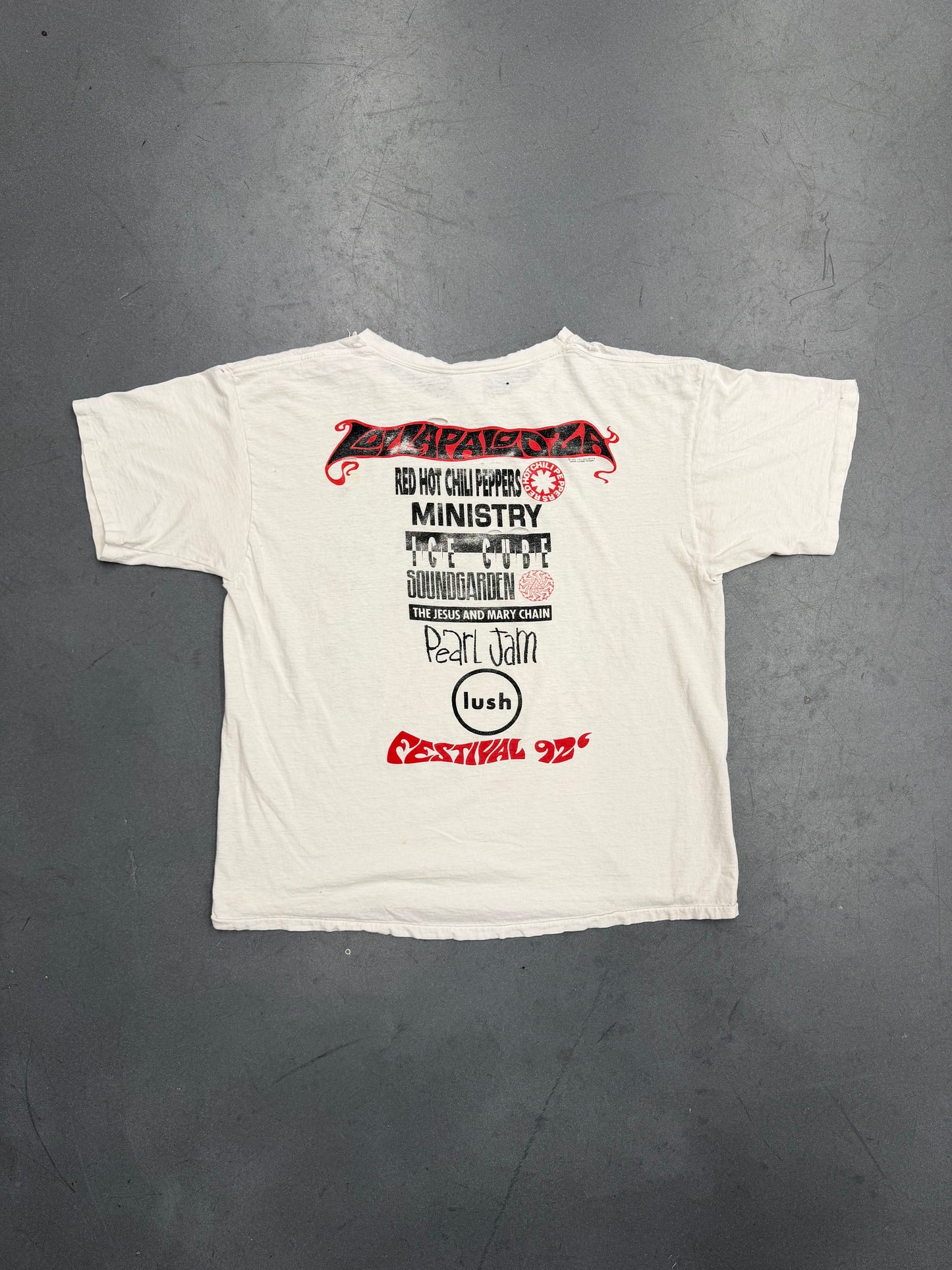 1992 LOLLAPOLOZA FESTIVAL ALIEN DISTRESSED TEE (TUTLEX TAG)