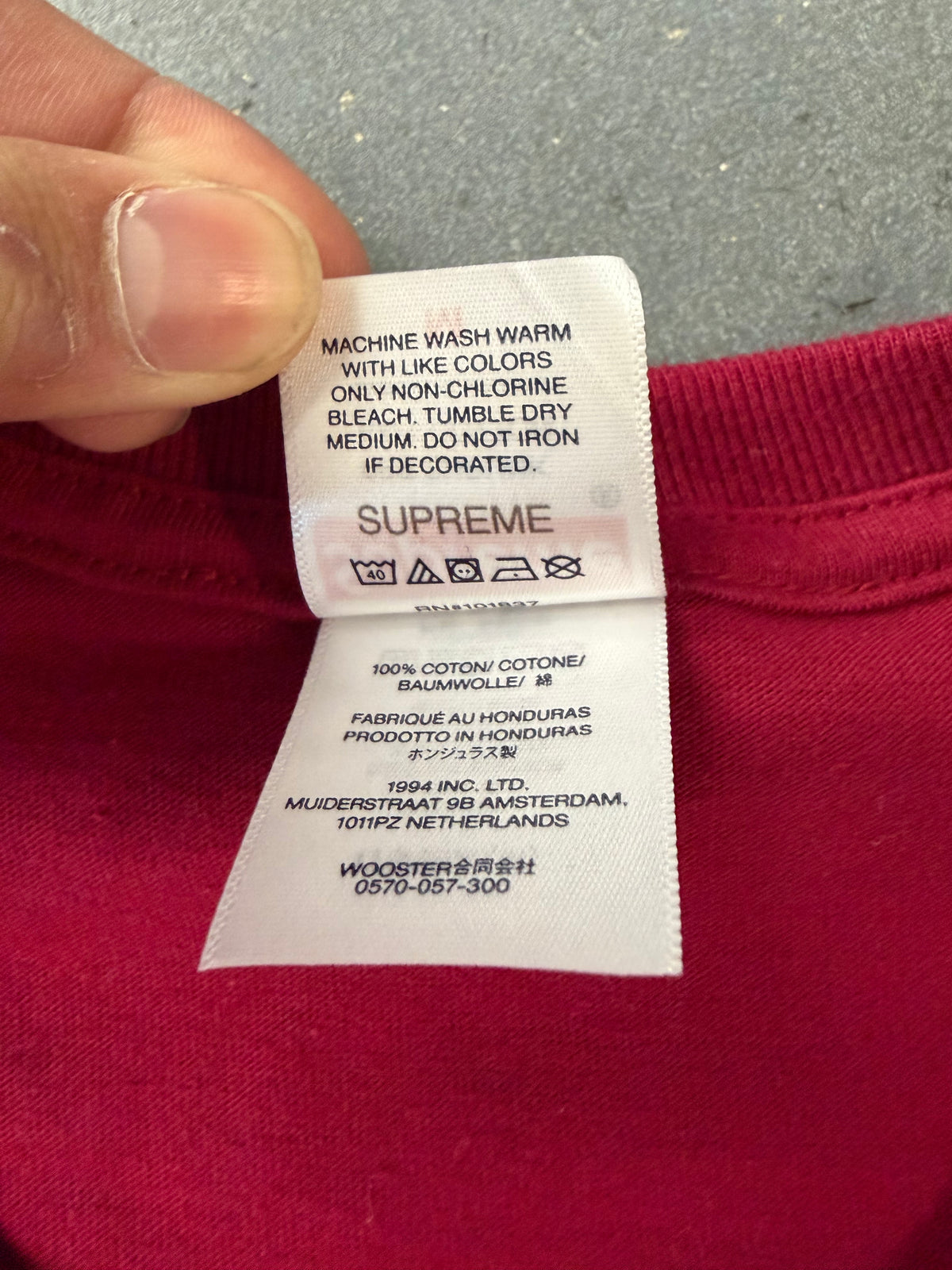 FW25 SUPREME THE EXORCIST PUKE TEE - CARDINAL