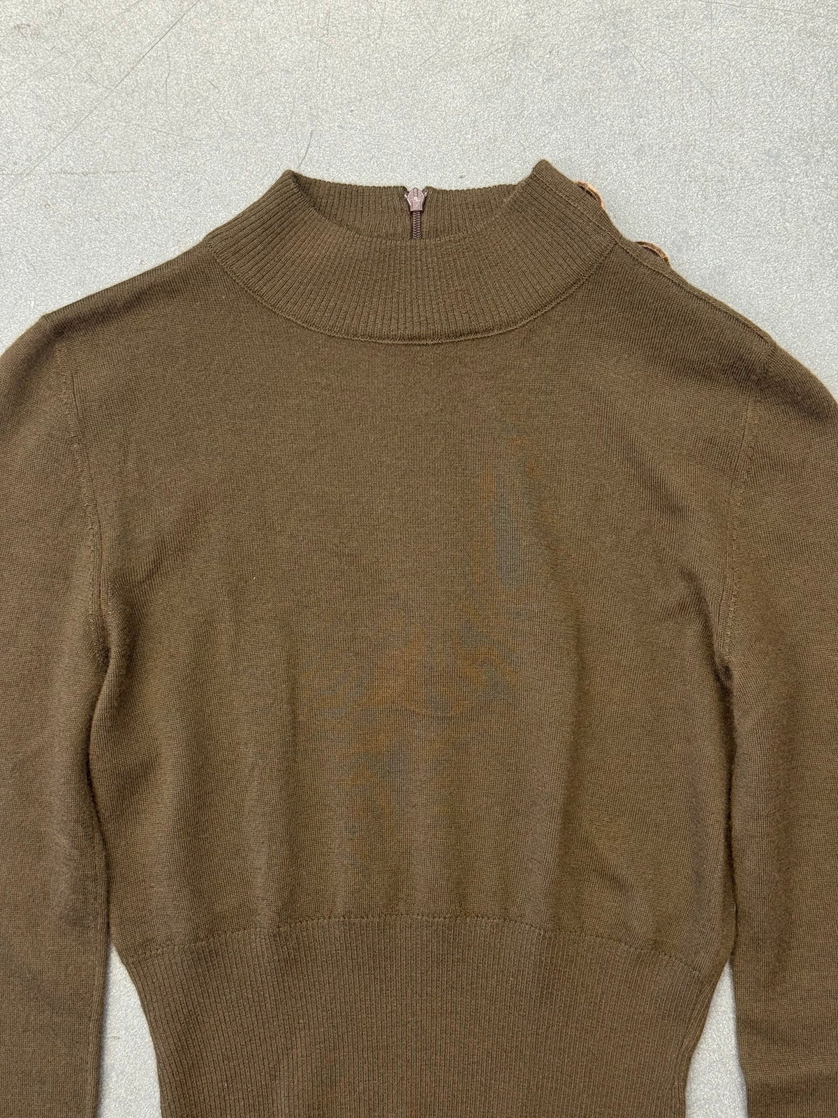 LOUIS VUITTON CASHMERE 3-BUTTON SHOULDER BACK-ZIP SWEATER