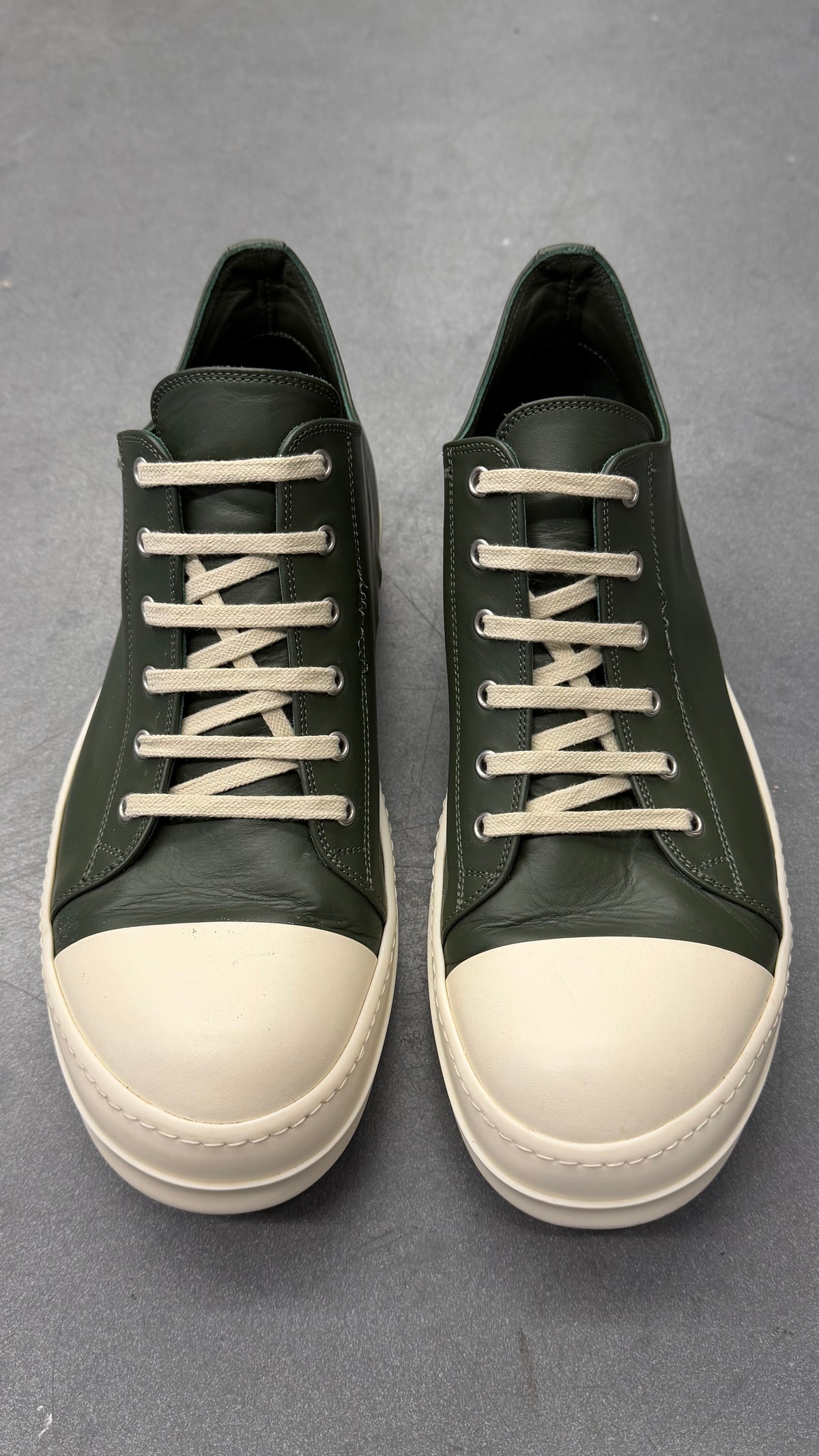RICK OWENS LOW RAMONE LEATHER SNEAKERS - MOSS