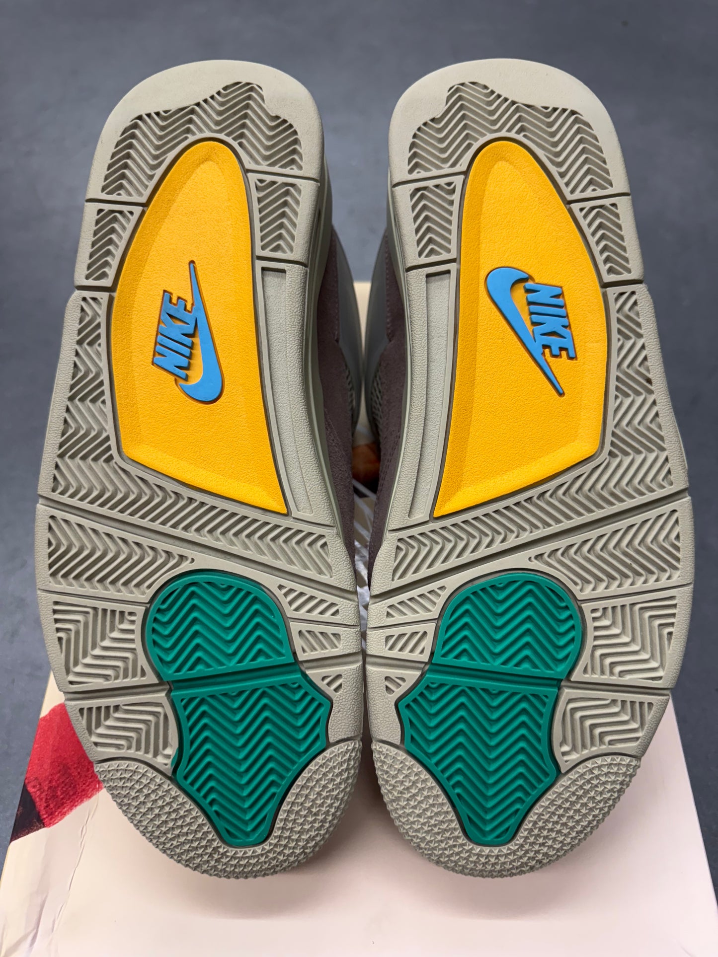 2021 SIZE 10.5 JORDAN 4 RETRO SP 30TH ANNIVERSARY UNION TAUPE HAZE