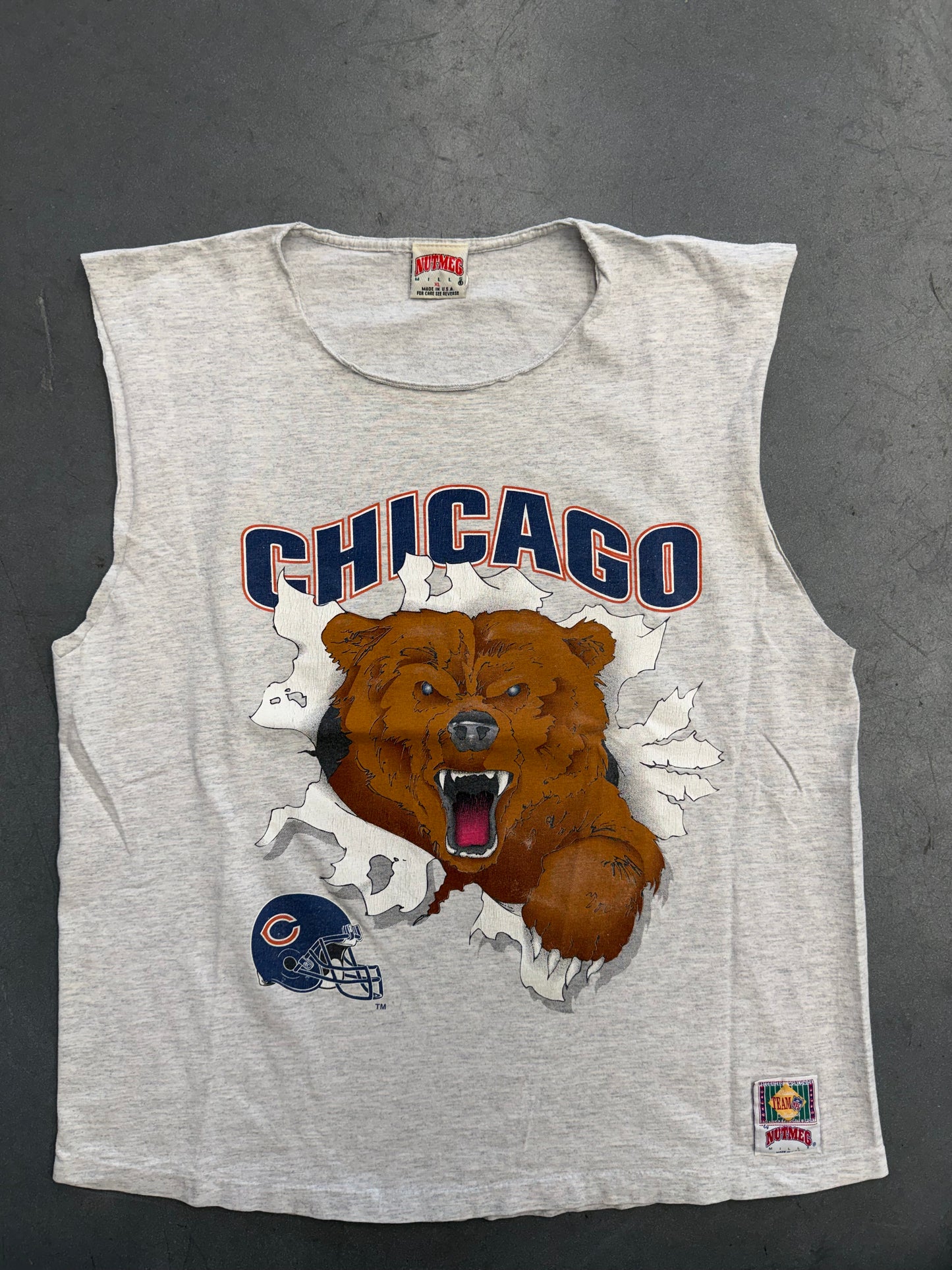 1993 CHICAGO BEARS BREAKTHROUGH CUT OFF TEE (NUTMEG MILLS TAG)
