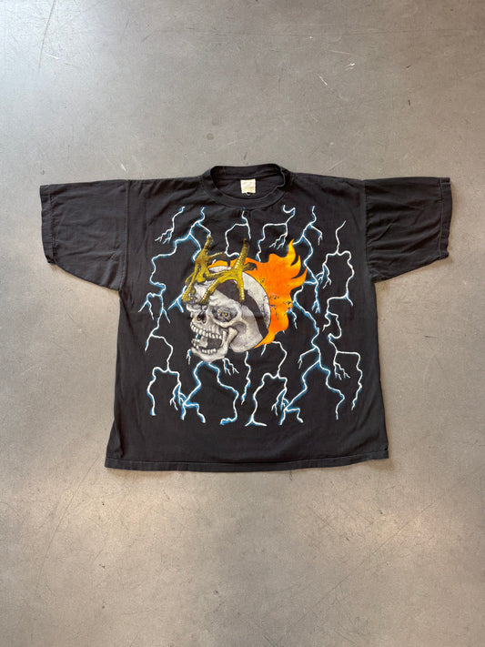 90S AMERICAN THUNDER FLAMING SKULL WITH TALLONS TEE (REBEL TAG)
