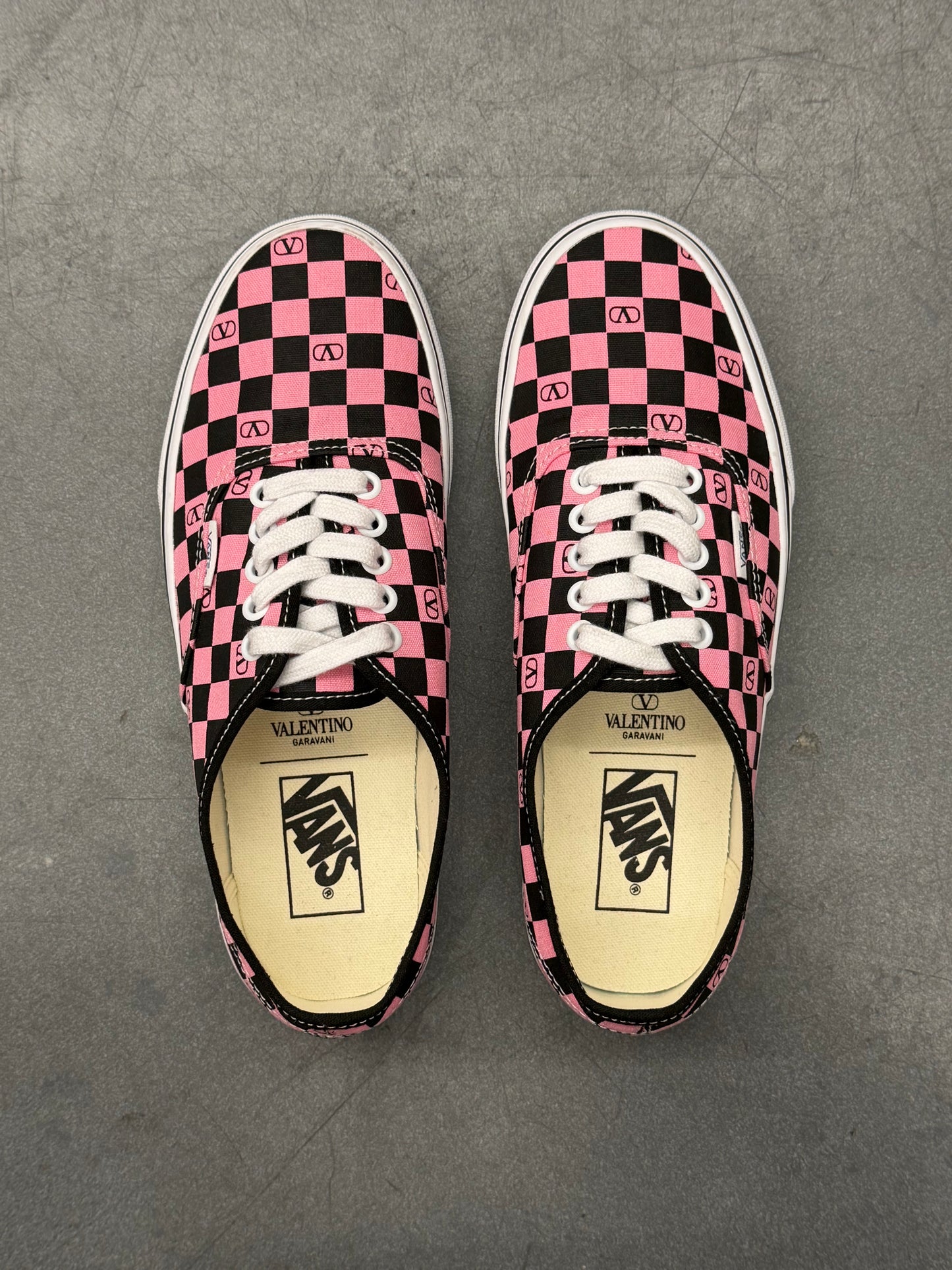 2025 VANS AUTHENTIC VALENTINO GARAVANI CHECKERBOARD PINK (W/O BOX)