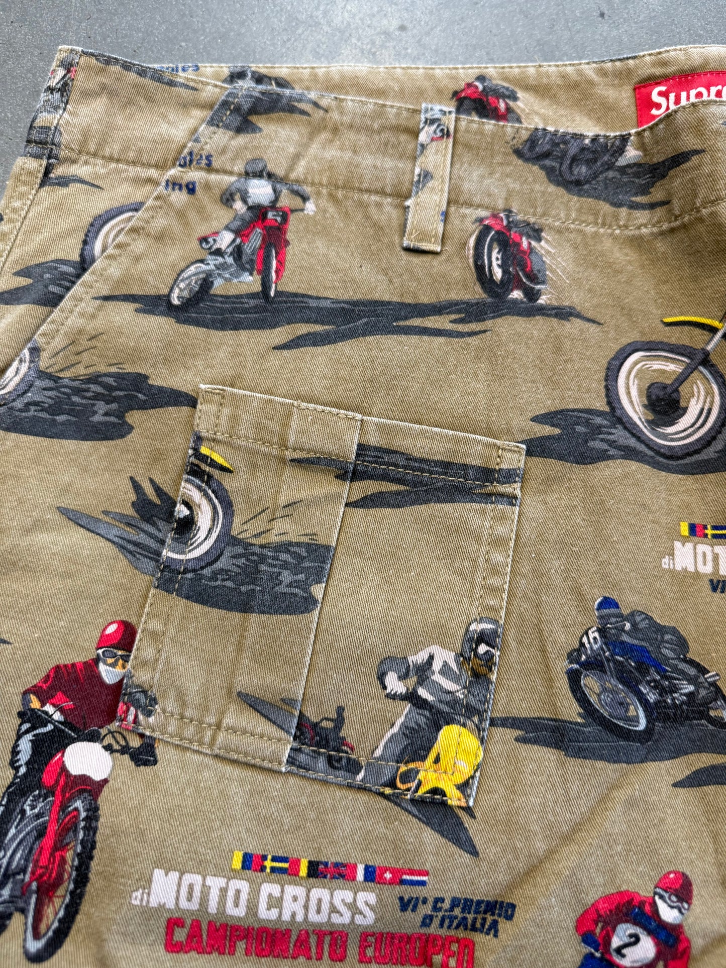 SS09 SUPREME MOTOCROSS SHORTS - ARMY GREEN (36)