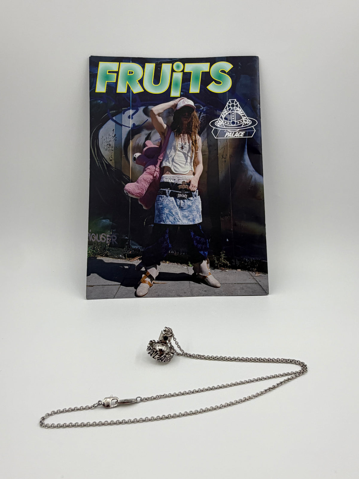 FW24 PALACE X VIVIENNE WESTWOOD ORB PENDANT NECKLACE - SILVER