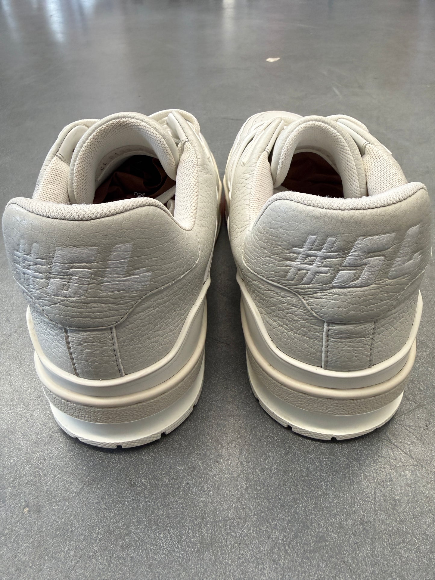 SIZE 8 LOUIS VUITTON LV TRAINER ORANGE/WHITE