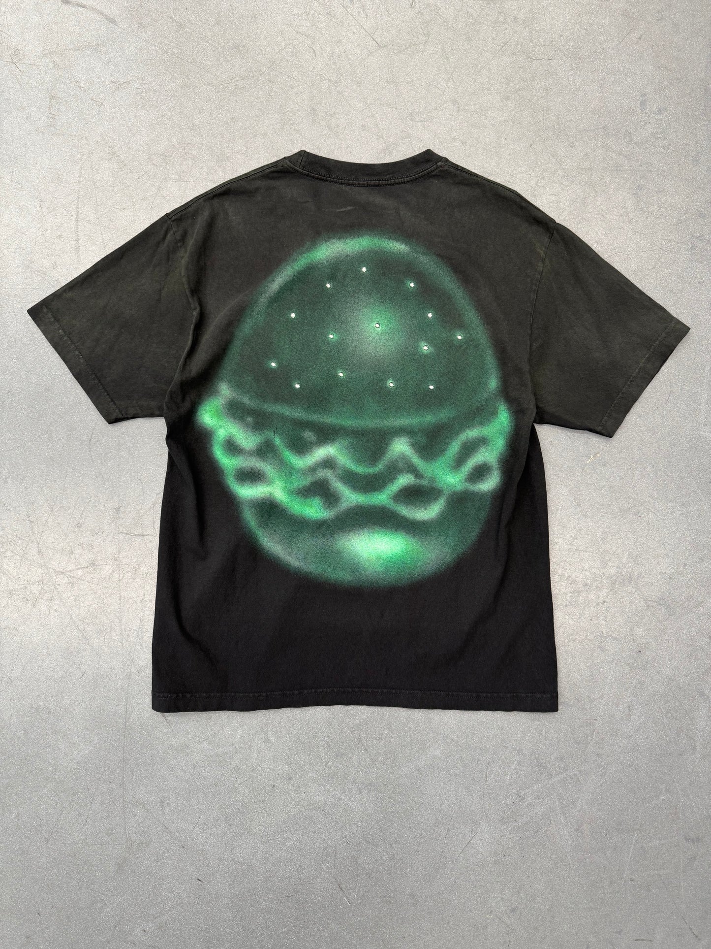 CJ X SPONGEBOB KRABBY PATTY TEE