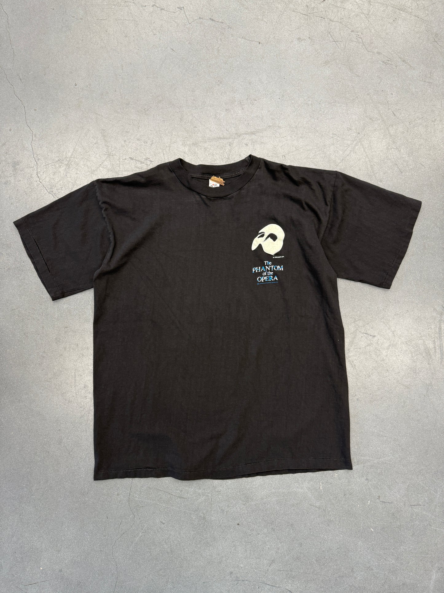 1986 THE PHANTOM OF THE OPERA GLOW IN THE DARK CHEST HIT TEE (JUN JUL TAG)