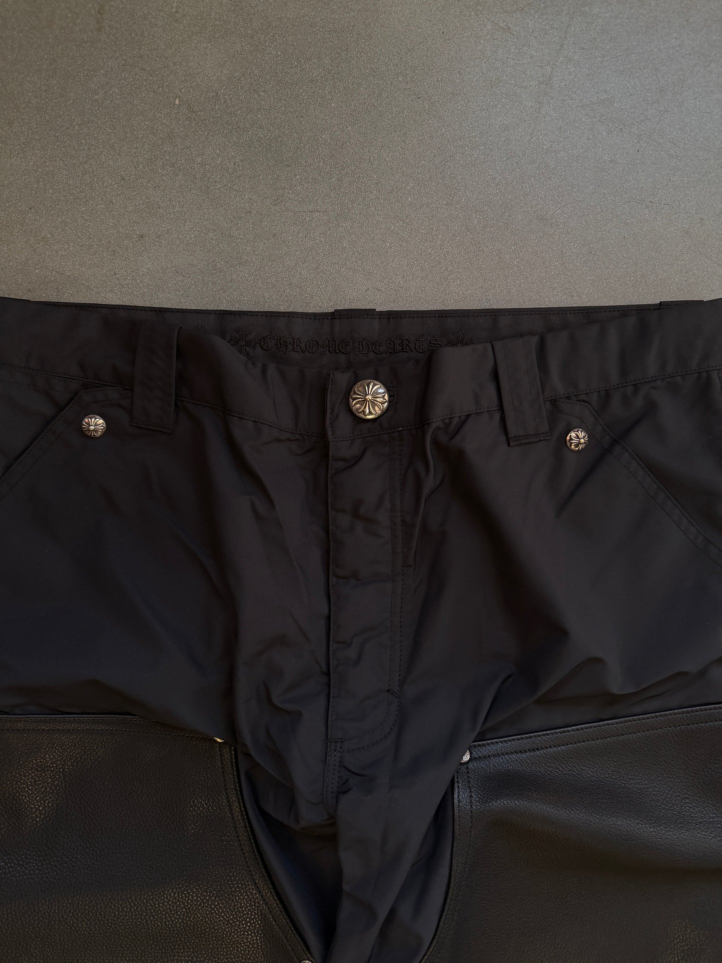 CHROME HEARTS CARPENTER DOUBLE KNEE NYLON/LEATHER PANTS (36)