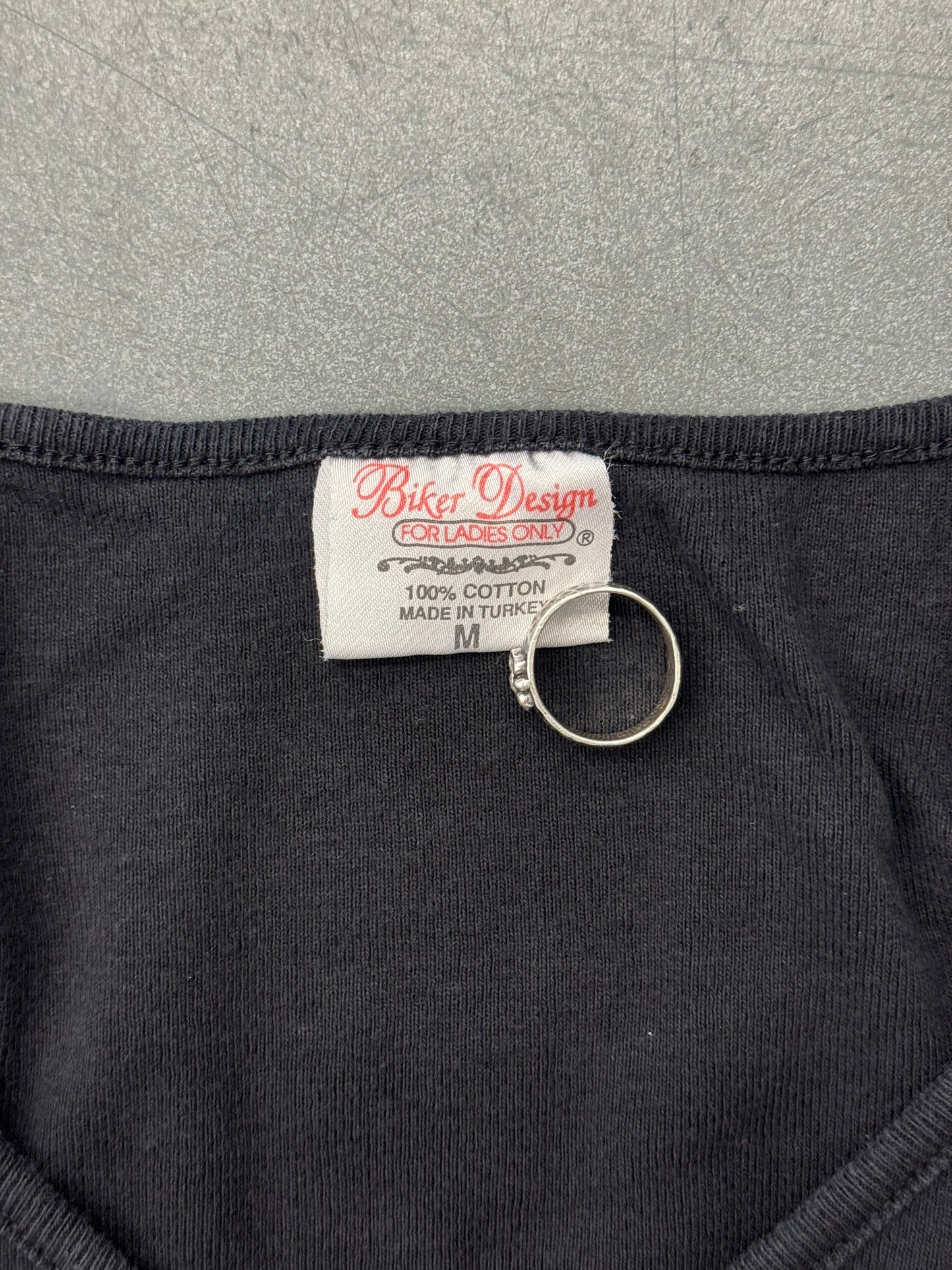 2004 WOMEN'S BIKE WEEK DAYTONA BEACH, FL CIRCLE-LINK STRAP TANK TOP (BIKER DESIGN)