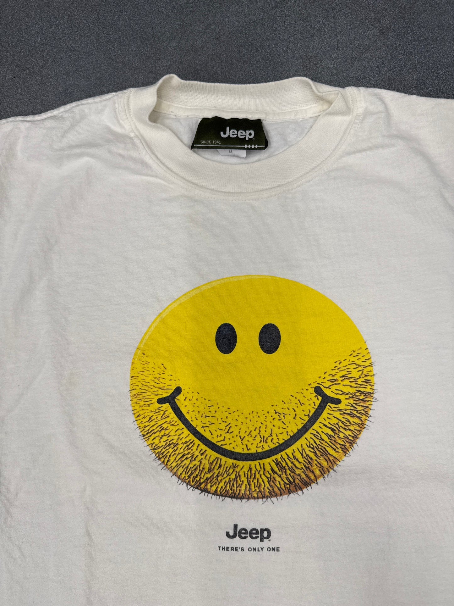 90'S JEEP "THERE'S ONLY ONE" SCRUFFY SMILE TEE (JEEP TAG )