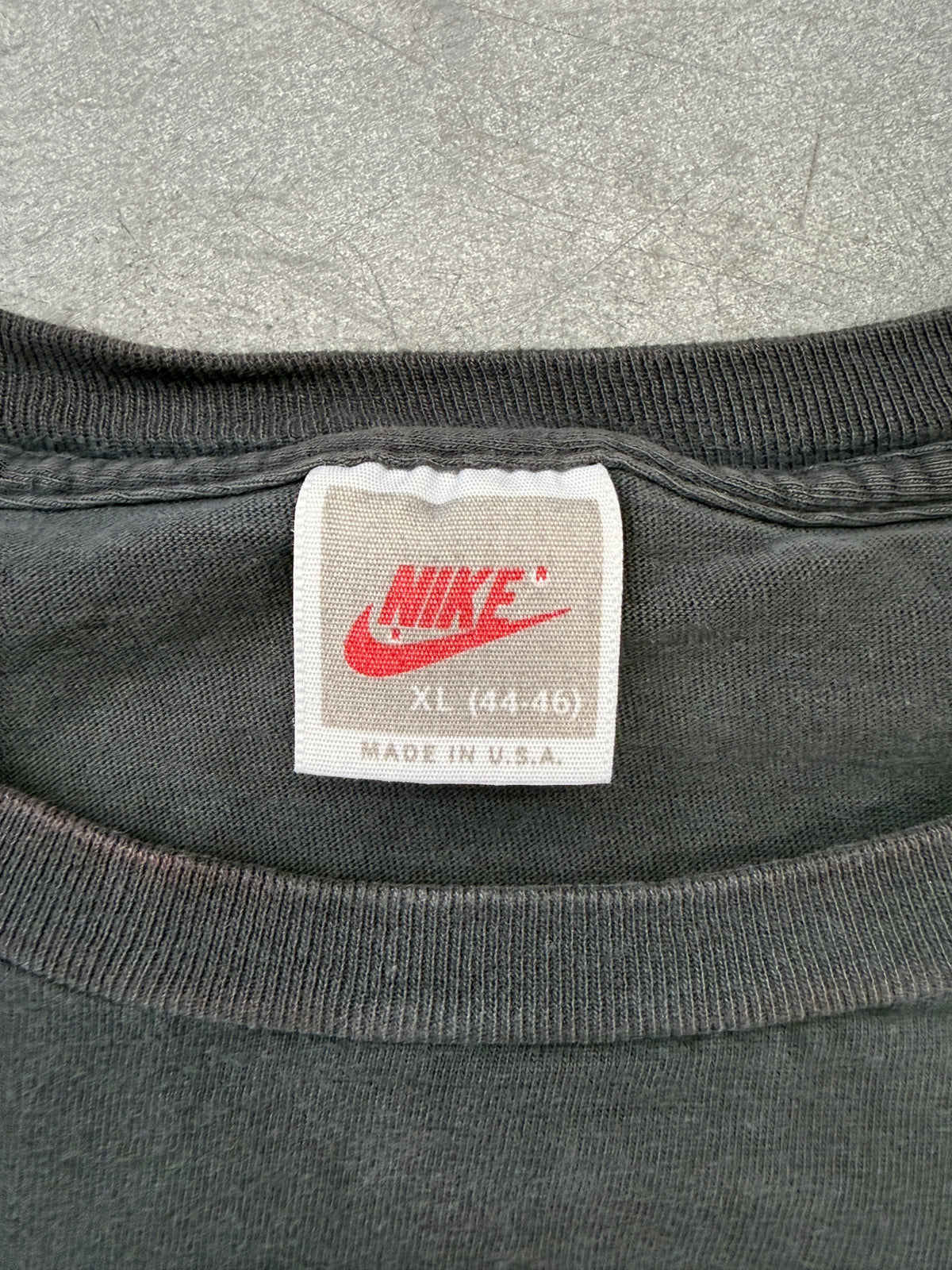 1992 NIKE ALASKA WOMEN'S RUN LONG SLEEVE TEE (GREY/RED TAG)