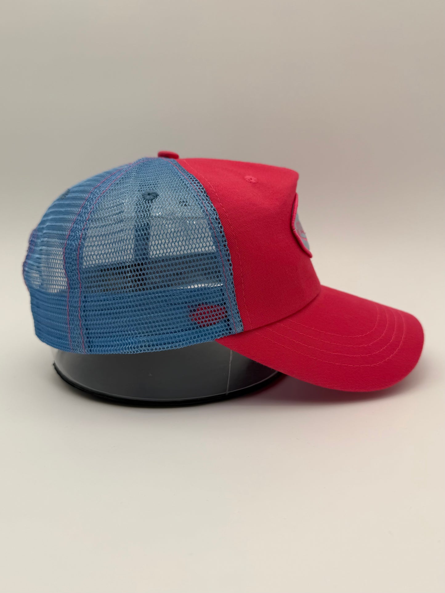 VON DUTCH TRUCKER HAT PINK/BLUE