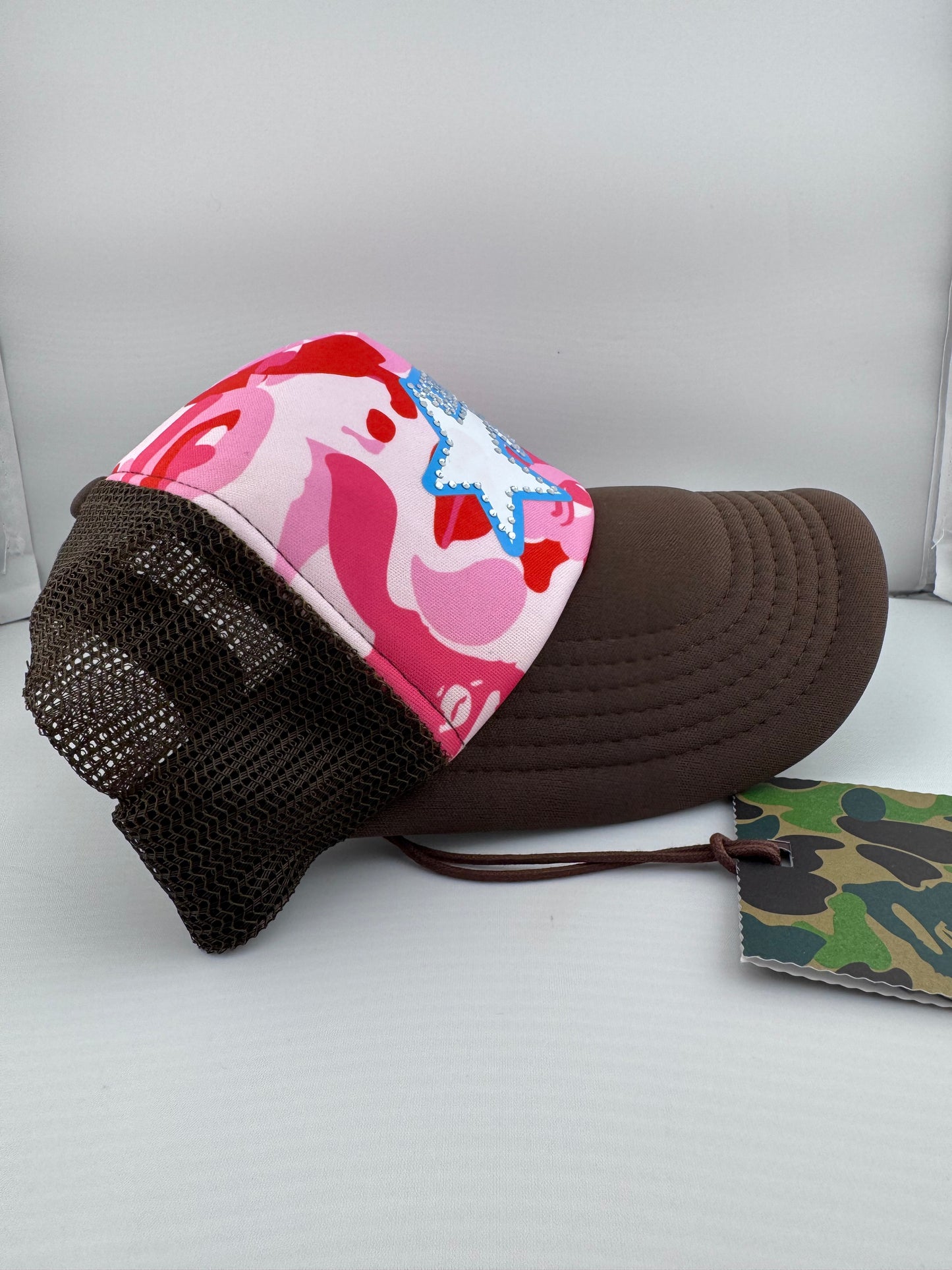 A BATHING APE BAPE X KIDSUPER STA LOGO RHINESTONE TRUCKER CAP (NEW)