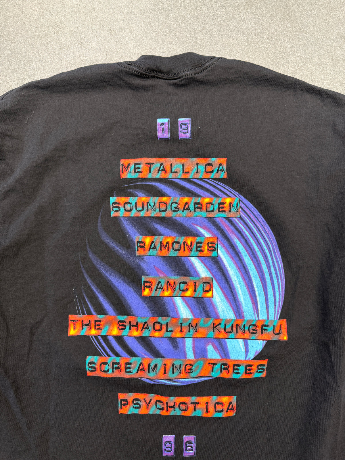 1996 LOLLAPALOOZA CONCERT TEE (GIANT TEE)