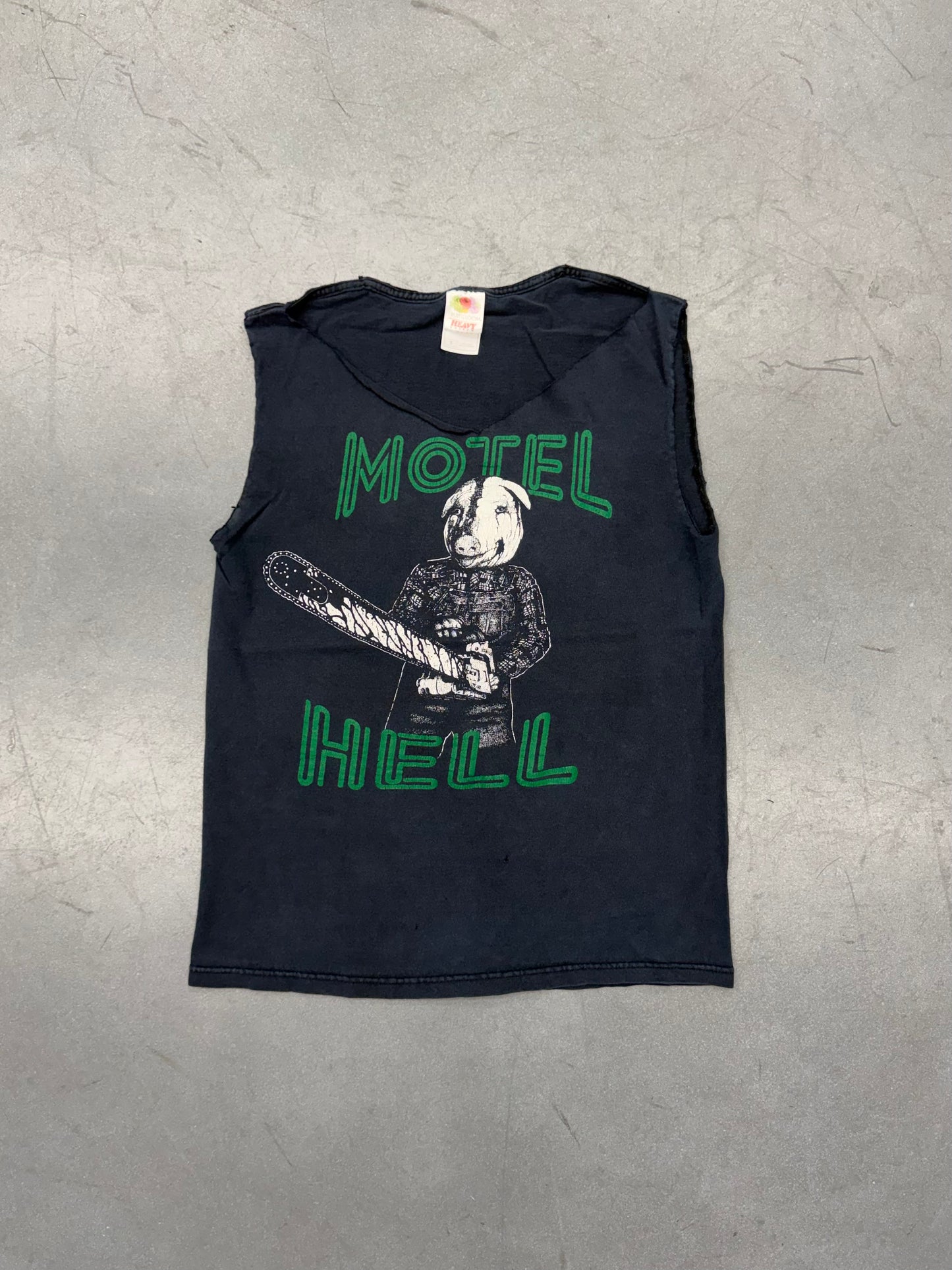 Y2K MOTEL HELL PIG CHAINSAW CUTOFF TEE (FOTL TAG)