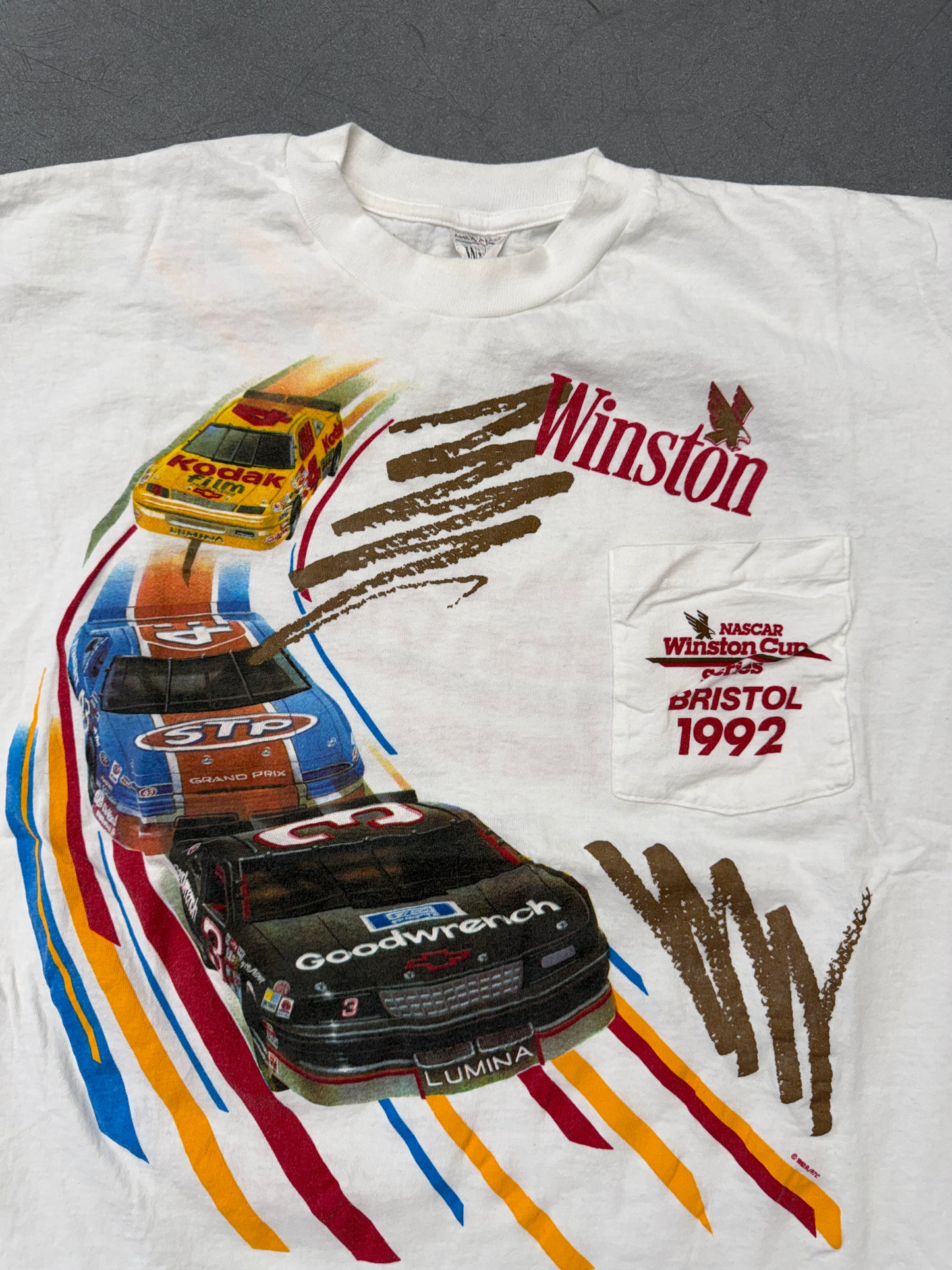 1992 BRISTOL NASCAR WINSTON CUP SERIES TEE  (AMERICAN BORN TAG)