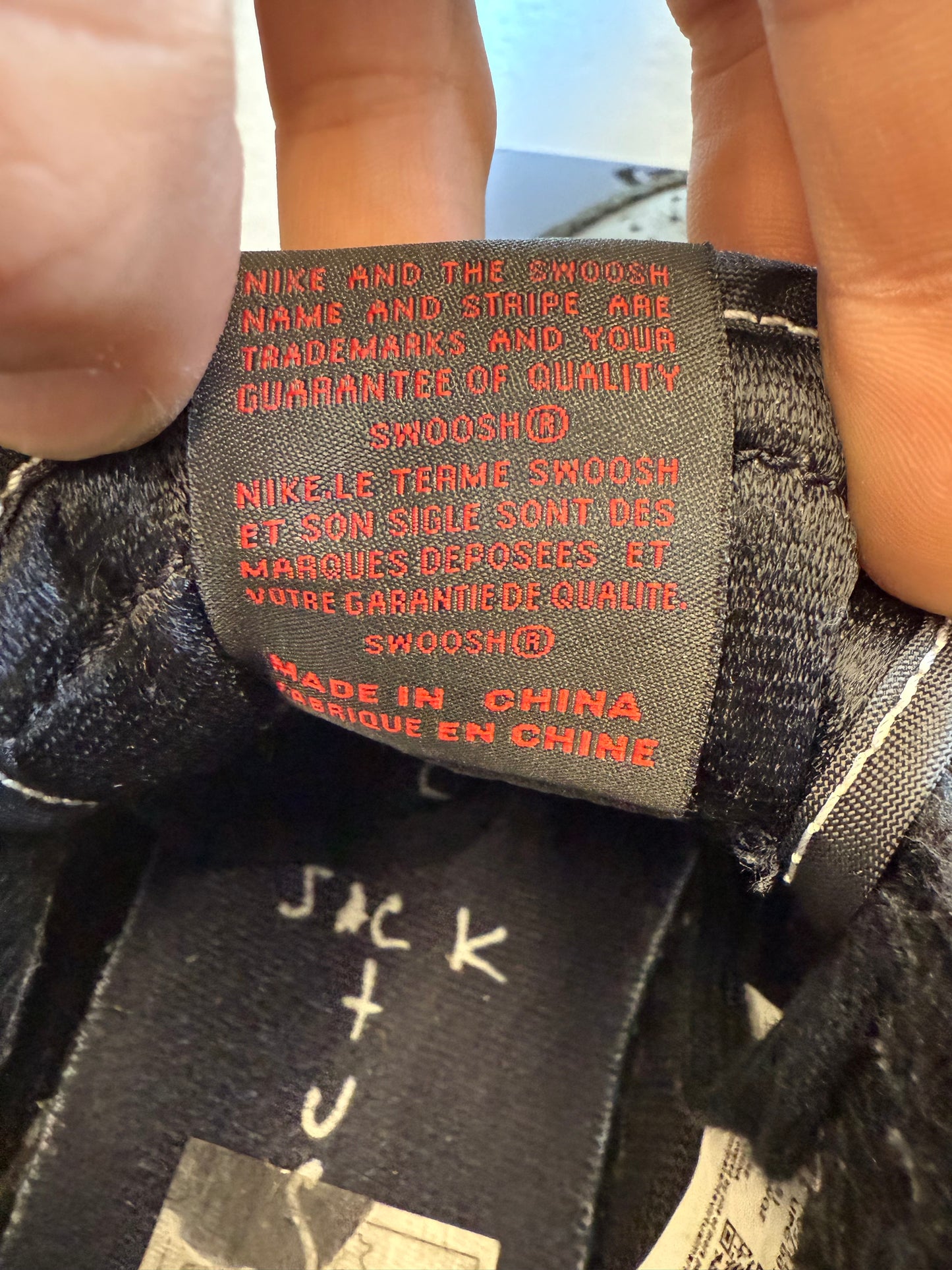 2022 SIZE 9.5 TRAVIS SCOTT X AIR JORDAN 1 RETRO LOW OG SP 'BLACK PHANTOM" (PRE-OWNED WITH BOX)