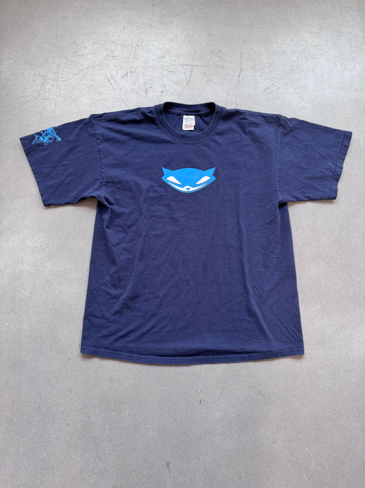 2005 SLY 3 "HONOR AMONG THIEVES" PS2 TEE (GILDAN TAG)