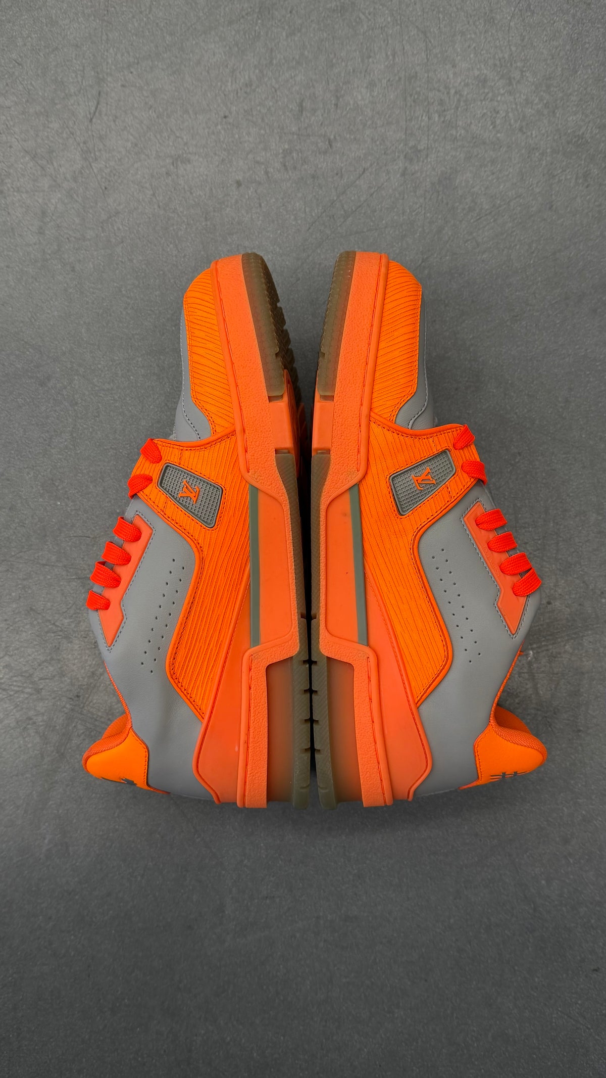 LOUIS VUITTON TRAINER SNEAKER - BRIGHT ORANGE/GREY