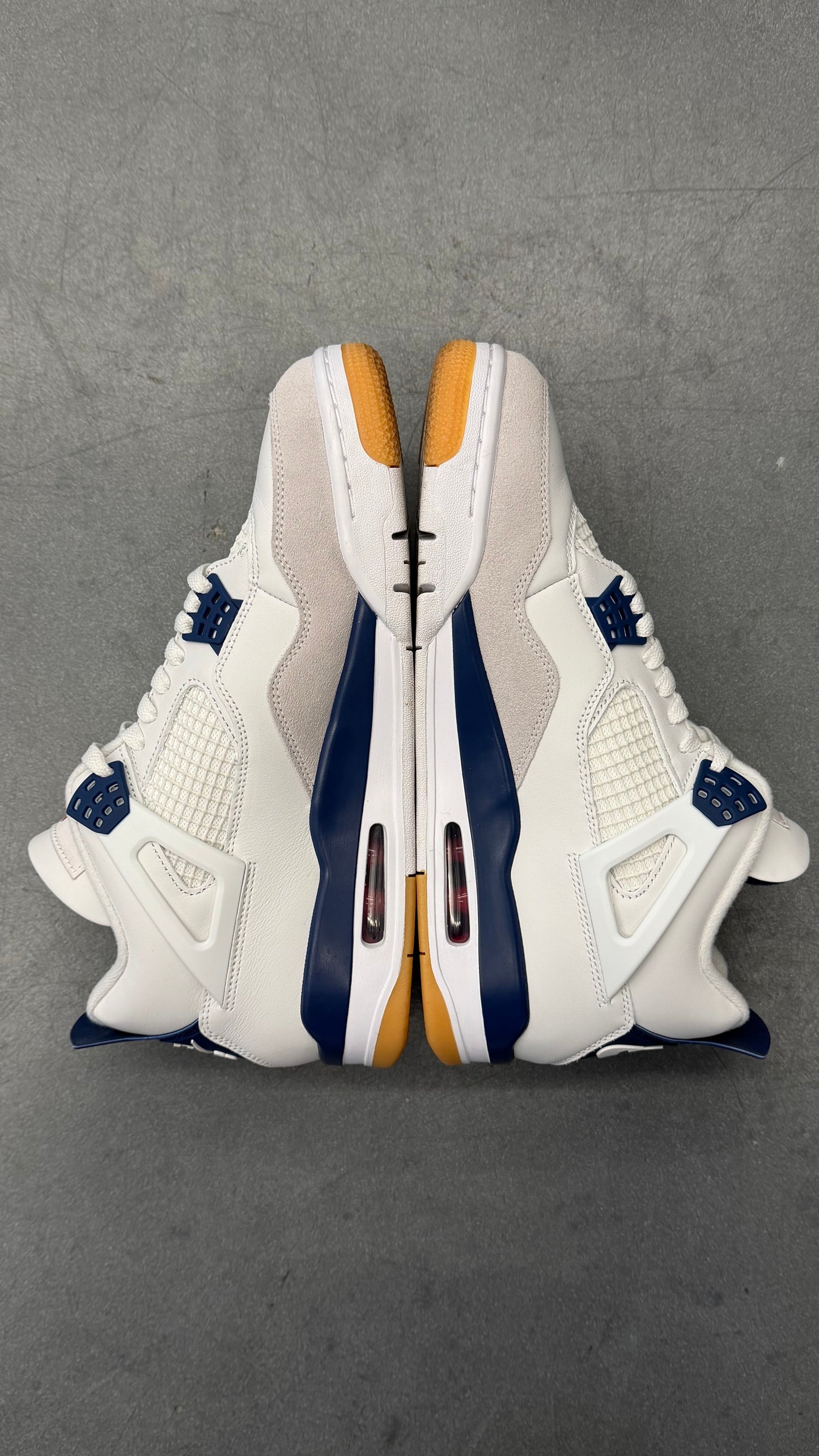 2025 JORDAN 4 RETRO SB NAVY