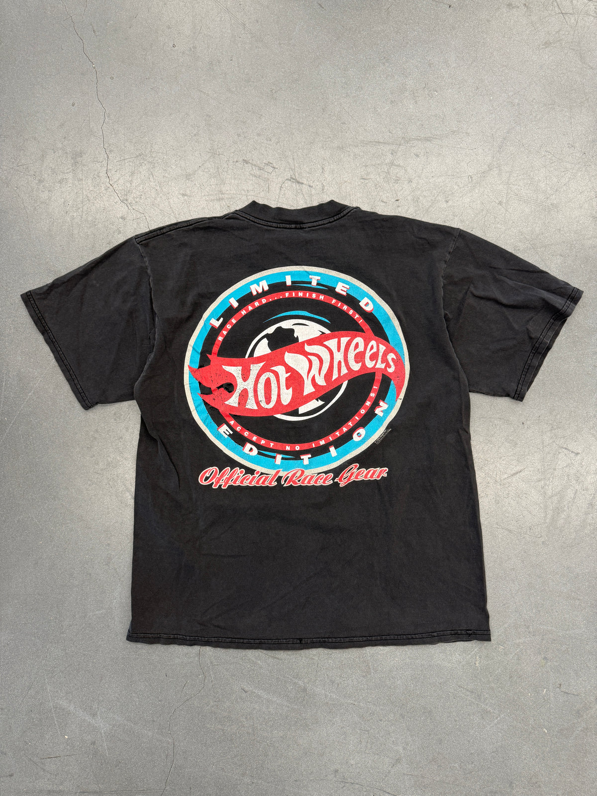 1994 HOT WHEELS OFFICIAL RACE GEAR TEE (PULLED TAG)