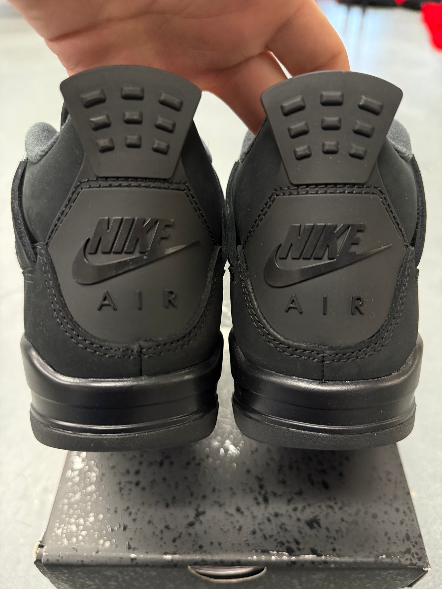 2025 SIZE 5.5Y JORDAN 4 RETRO BLACK CAT