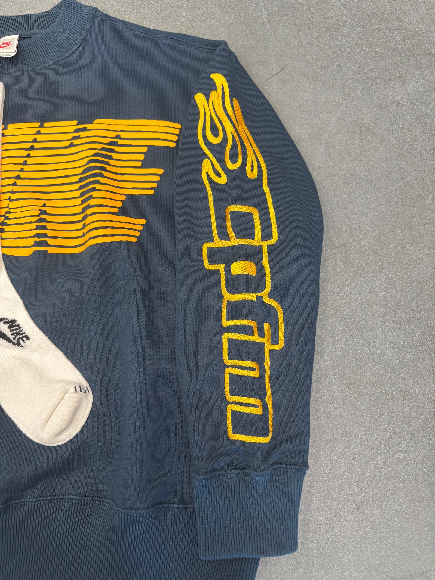 NIKE X CACTUS PLANT FLEA MARKET SOCKS FLEECE CREWNECK