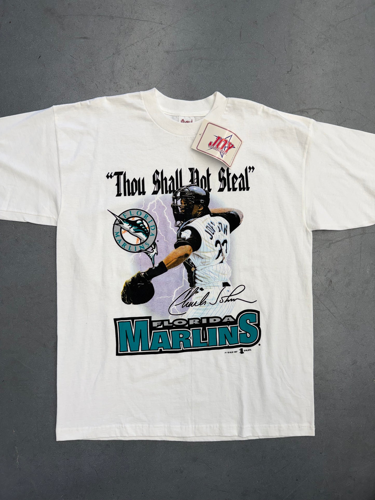 1997 FLORIDA MARLINS CHARLES JOHNSON "THOU SHALL NOT STEAL" TEE (TRY TAG) (NWT)