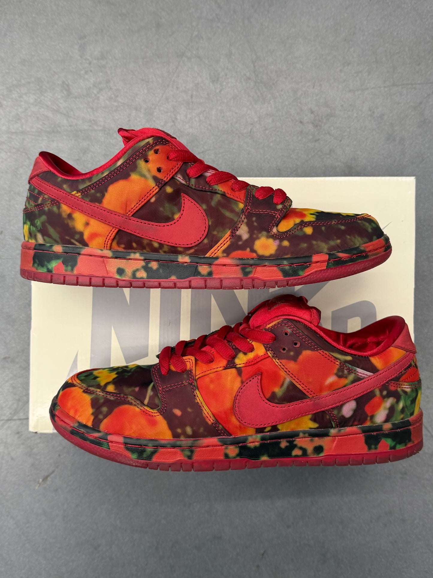 2024 NIKE SB DUNK LOW THE WIZARD OF OZ POPPY FIELD (W/BOX)