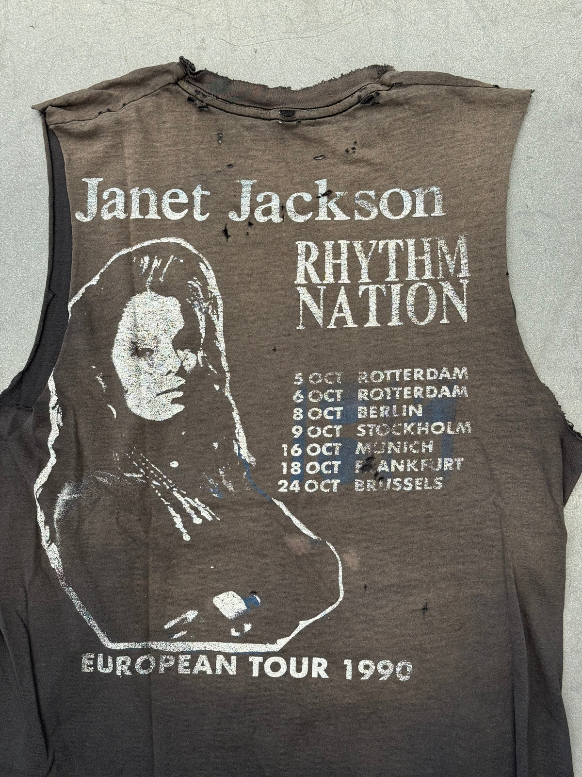 1990 JANET JACKSON RHYTHM NATION EUROPEAN TOUR DISTRESSED CUT-OFF TEE