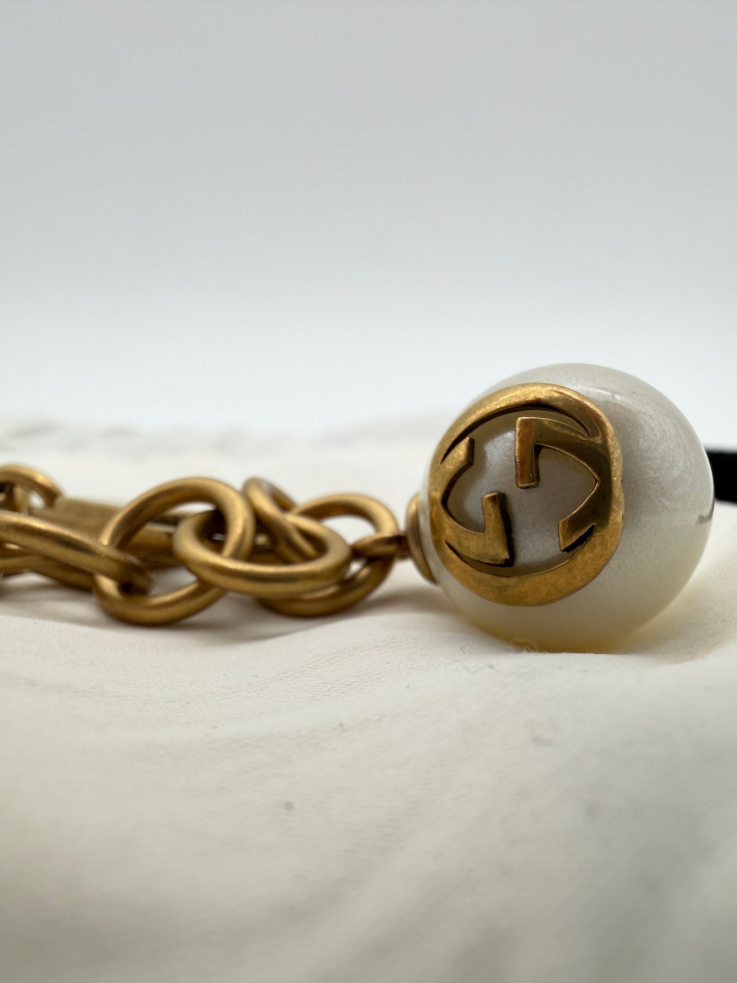 GUCCI BOW CHAIN BELT - GOLD (NEW WITH DUSTBAG) (TANIA)