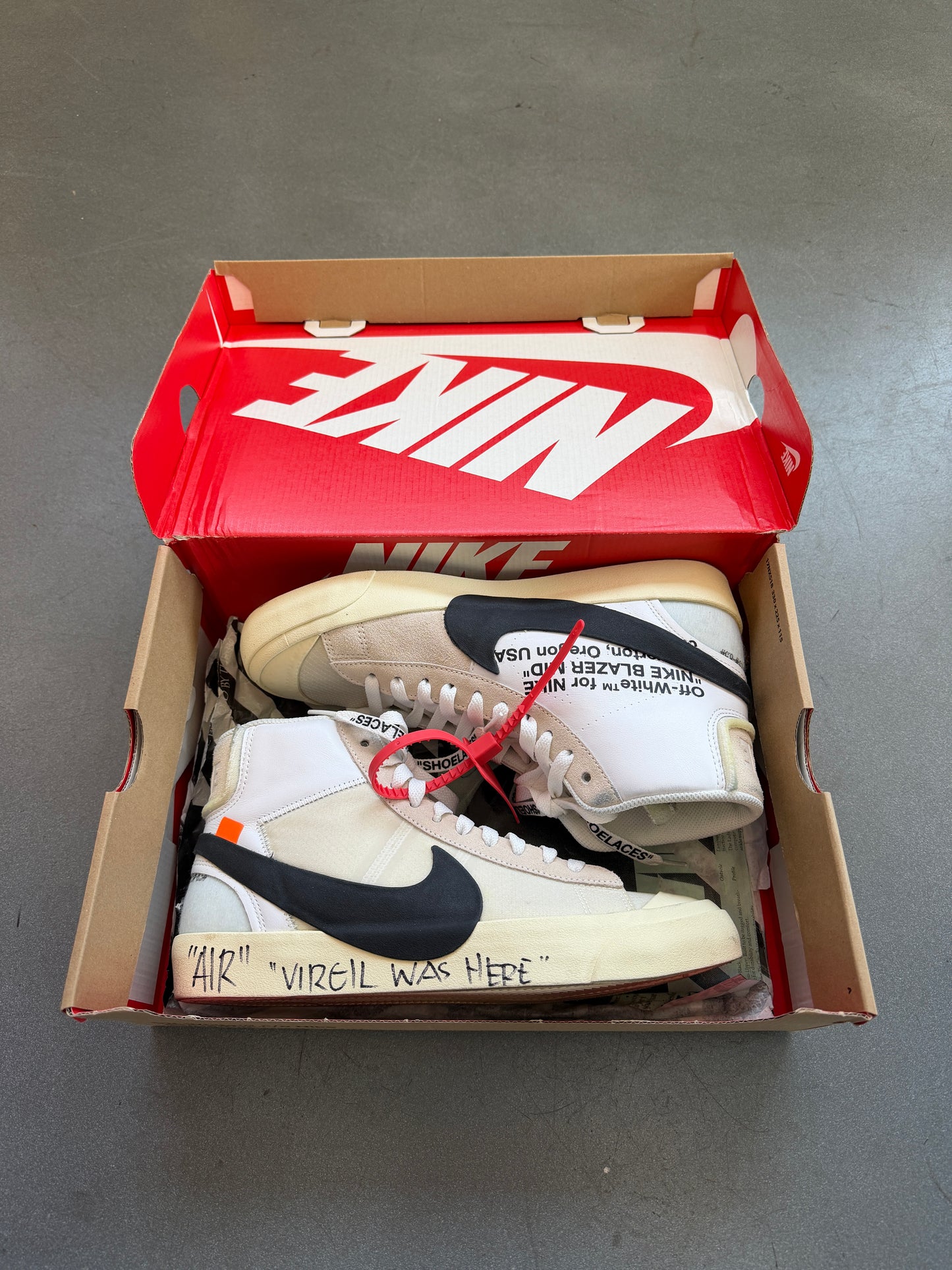 2017 NIKE OFF-WHITE THE 10: NIKE BLAZER MID (SIGNED BY VIRGIL ABLOH)