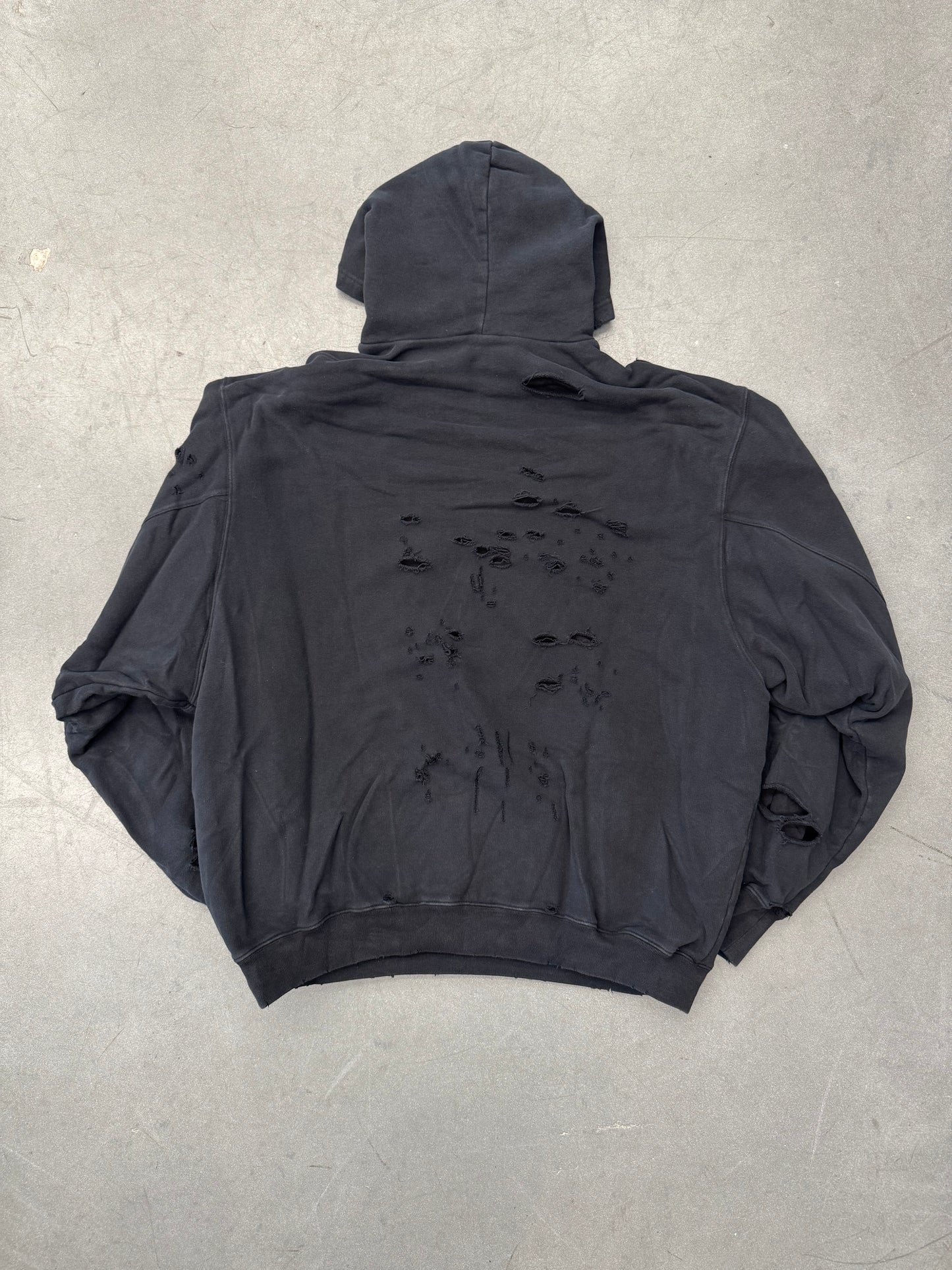 FW22 BALENCIAGA CAPS DESTROYED OVERSIZE FIT HOODIE