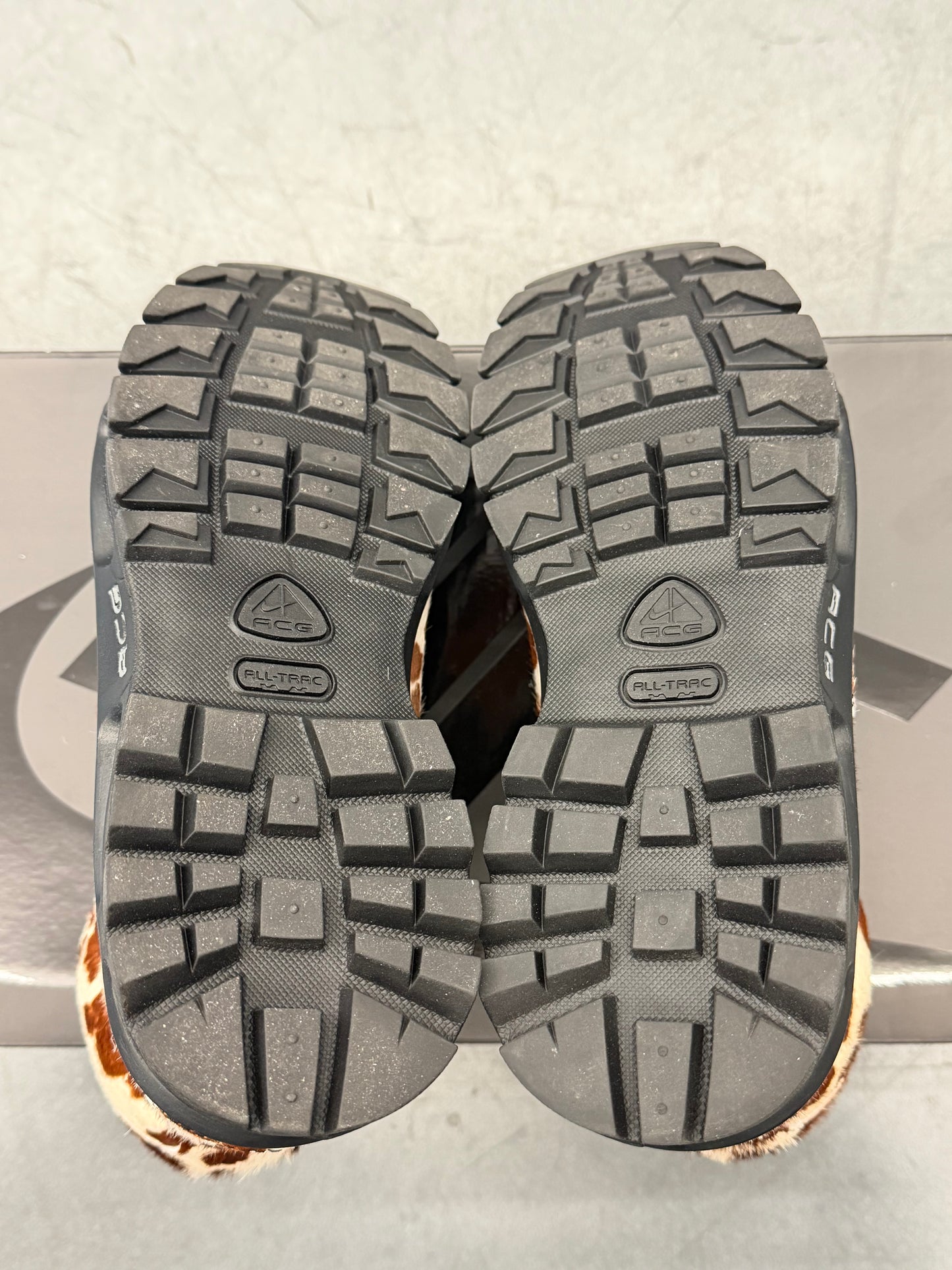 2025 NIKE AIR MAX GOADOME QS SAIL CACAO WOW COW PRINT PONY HAIR (W/ BOX)