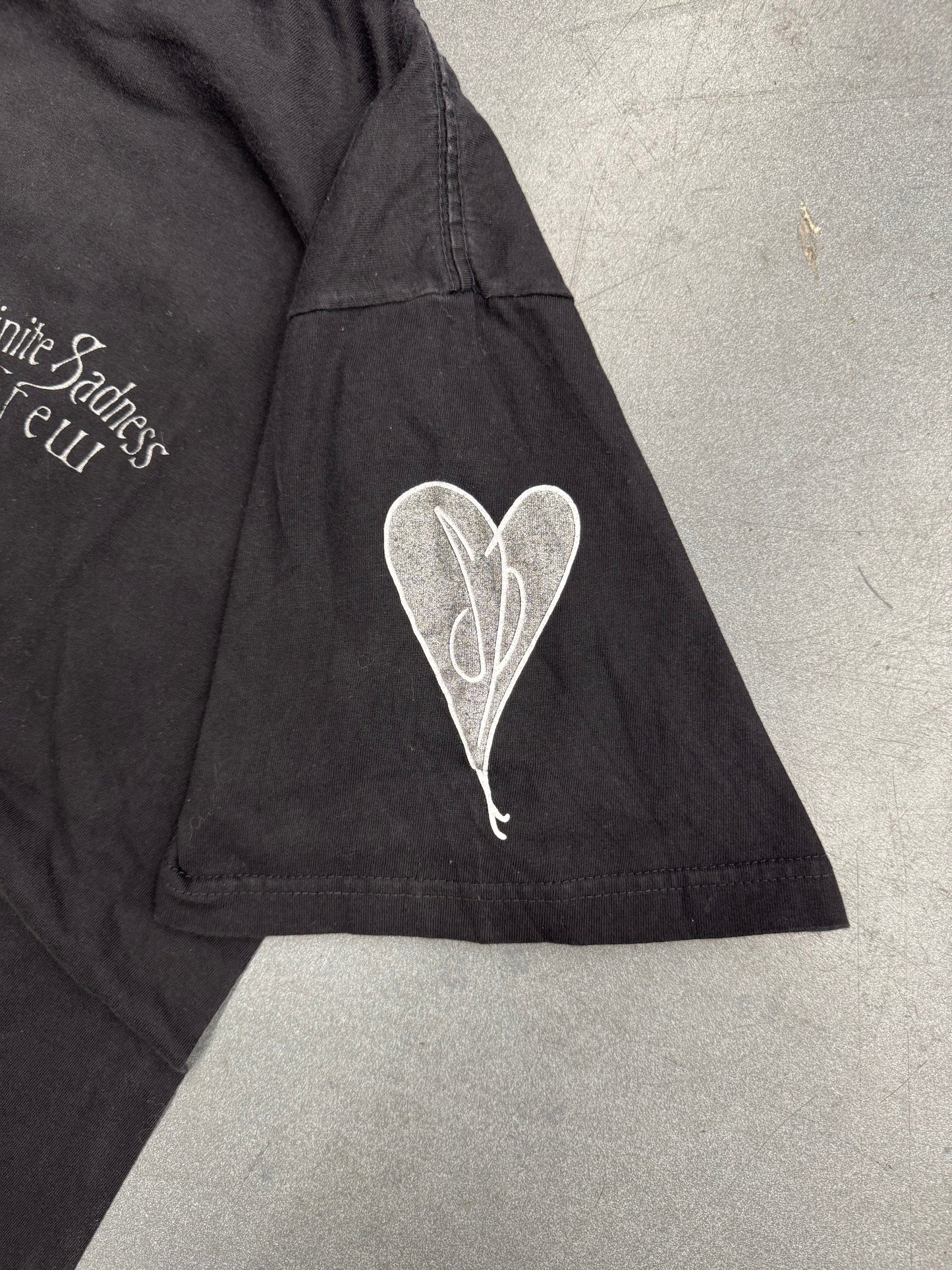 90'S SMASHING PUMPKINS INFINITE SADNESS CREW TEE (TOUR CHAMP TAG)