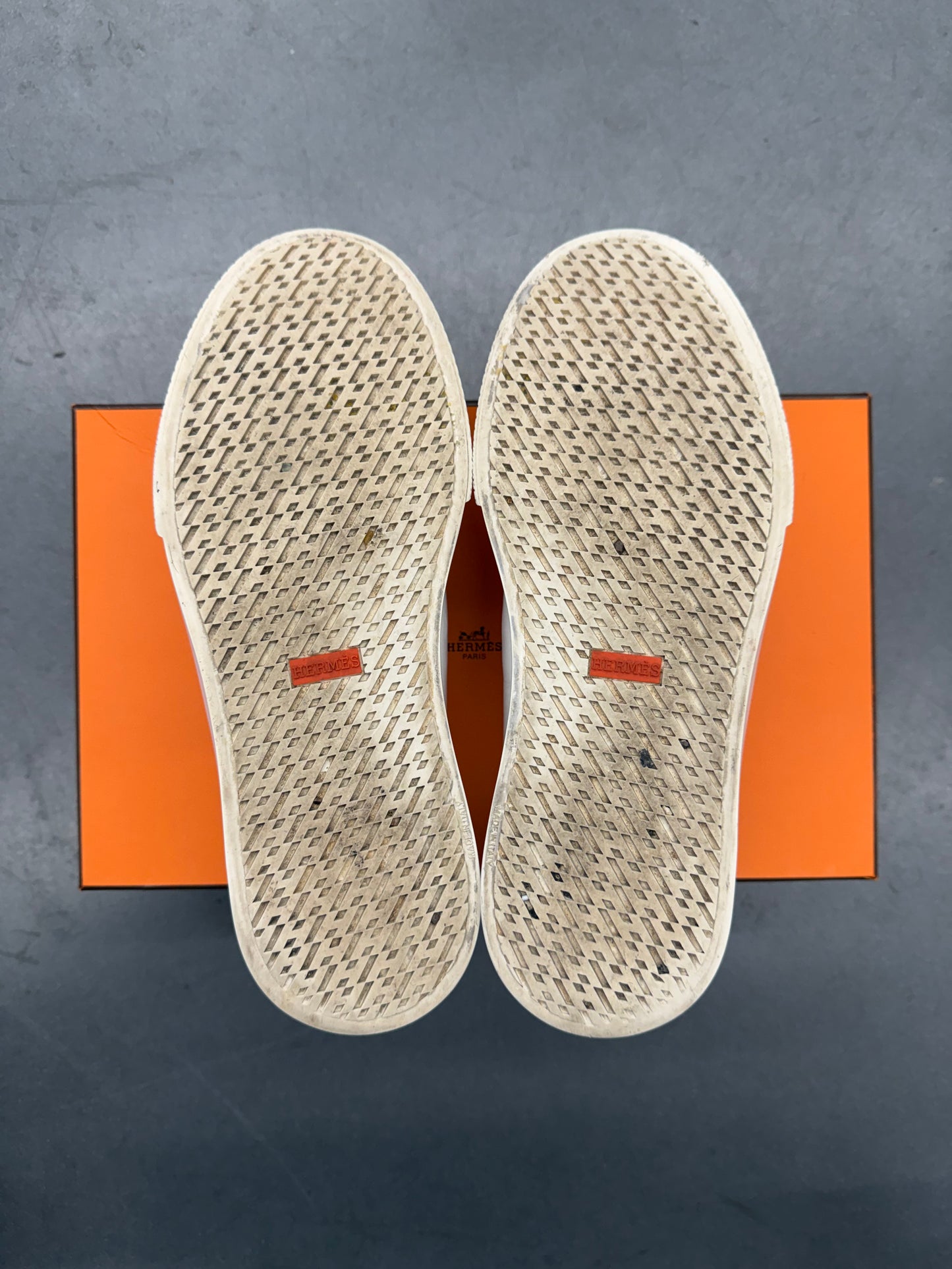 HERMES KELLY BUCKLE DAY SNEAKER (W/BOX)